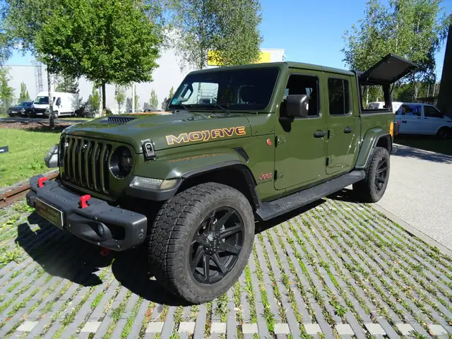 Jeep Gladiator Overland 4WD-Sondermodell MOJAVE
