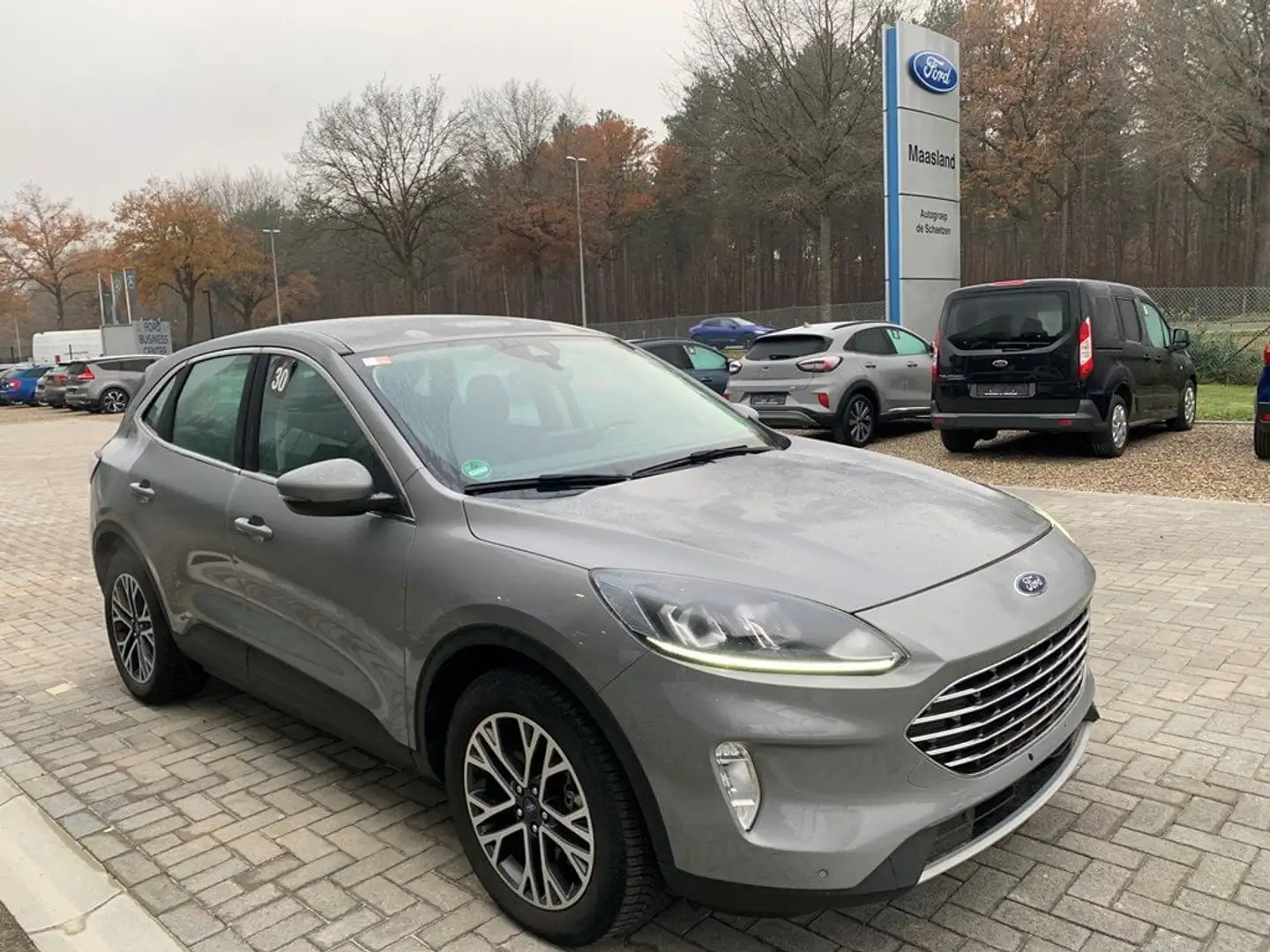 Ford Kuga Titanium 2.5i PHEV 225pk Automaat Zilver - 2