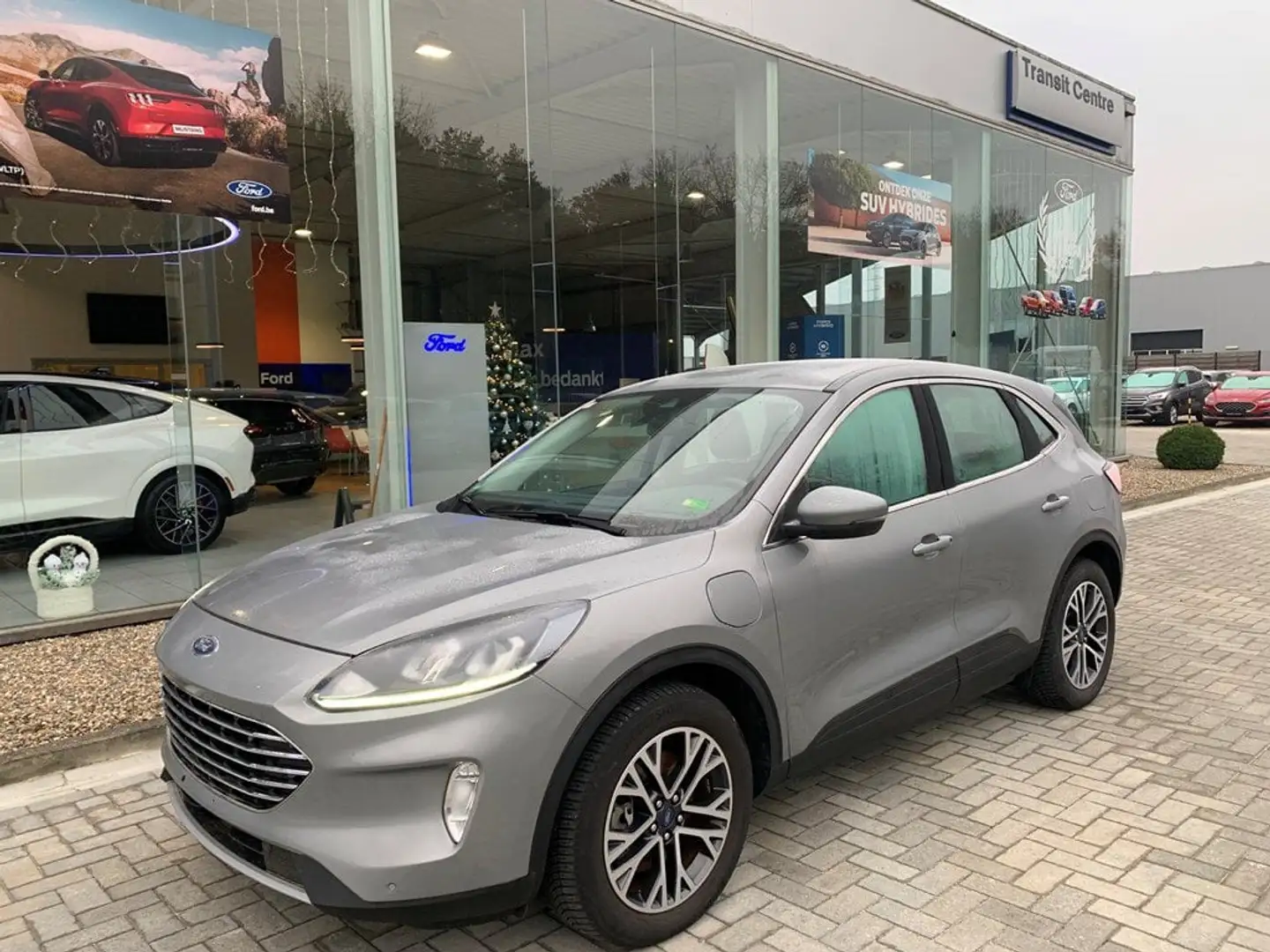 Ford Kuga Titanium 2.5i PHEV 225pk Automaat Zilver - 1