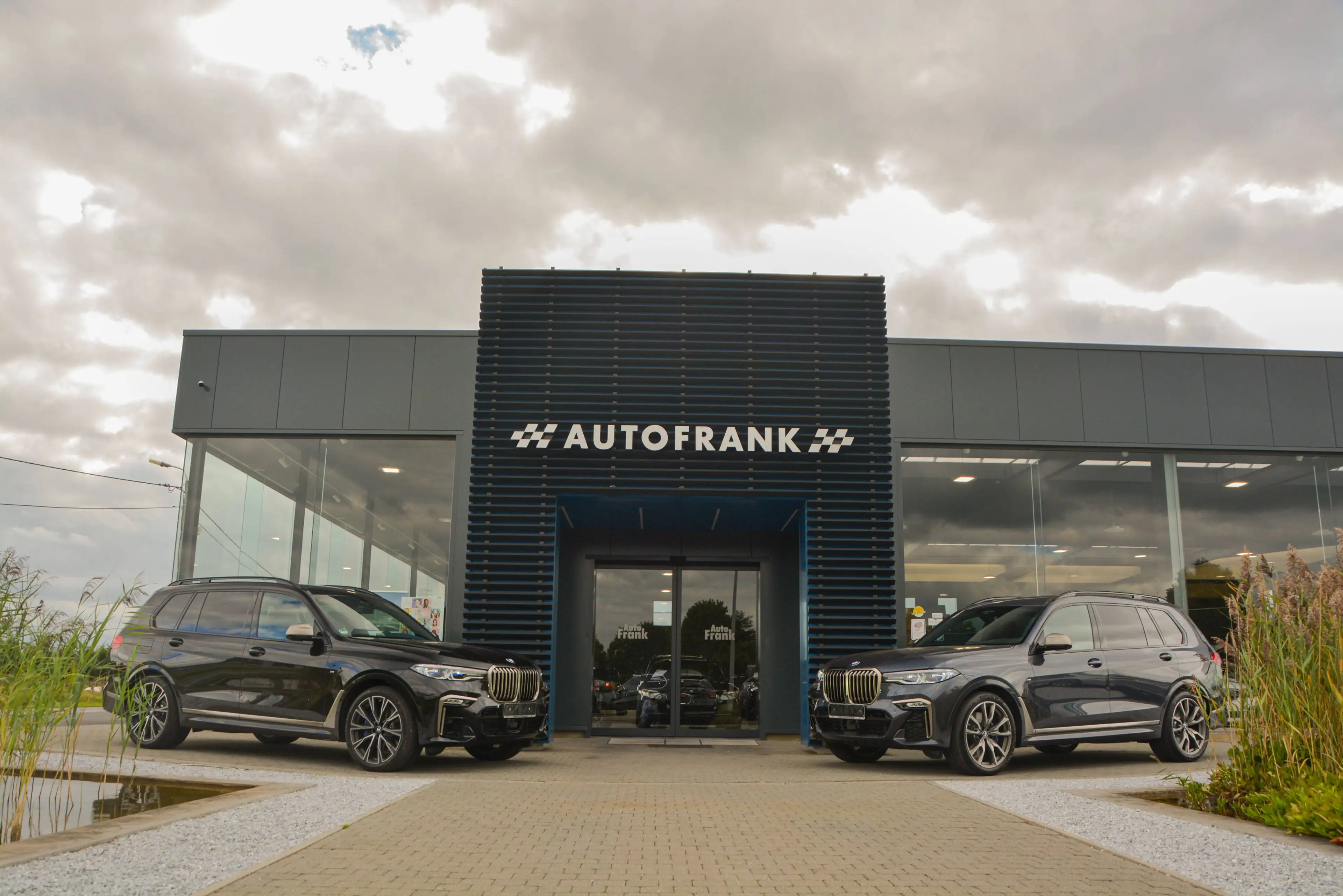 BMW 530 E / M-SPORT-PRO / PANO / H&K / CAM / ZETELVERW — photo 15