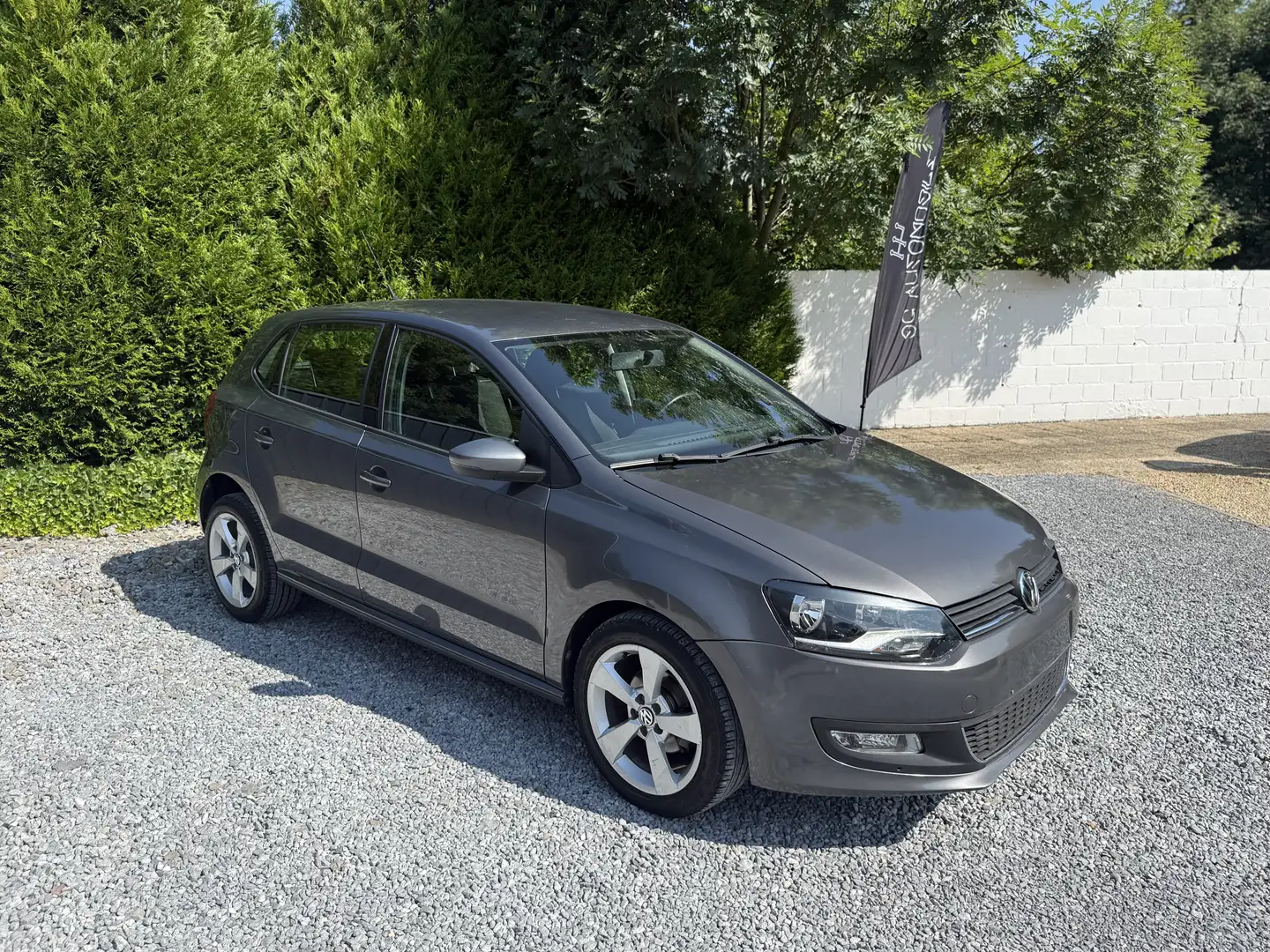 Volkswagen Polo 1.0i , clim , GARANTIE 12 mois - 2
