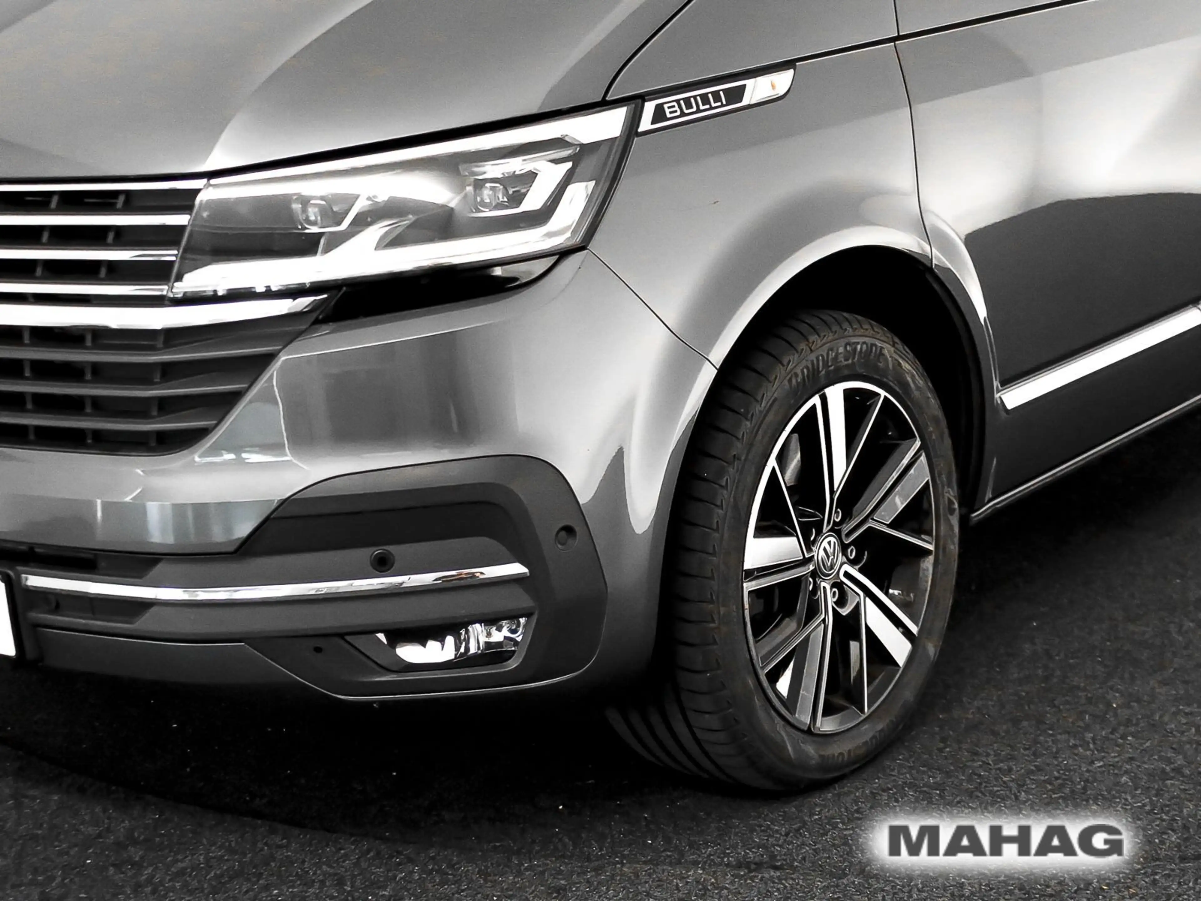 Volkswagen T6.1 Multivan Highline 4Mot 2.0 TDI 7-Sitzer AHK — photo 10