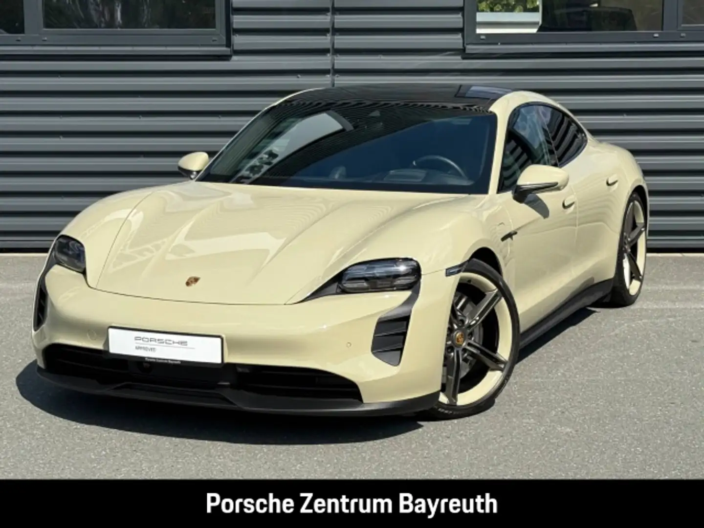 Porsche Taycan GTS* HOCKENHEIMRING-EDITION*NUR 90 STÜCK* Grau - 1