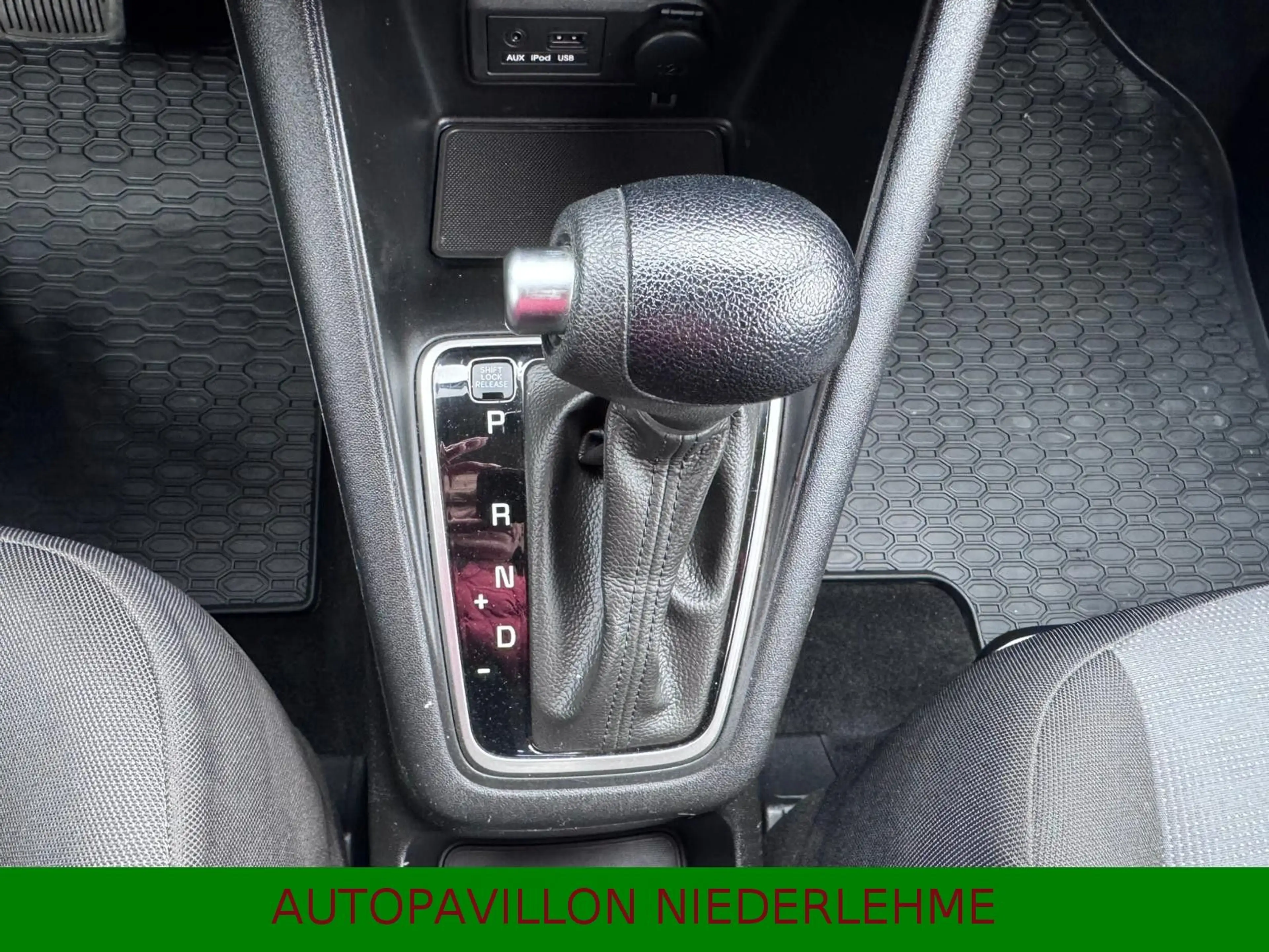 Kia Venga 1.6*Automatik*Klima*Bluetooth*PDC*HU NEU* — photo 12