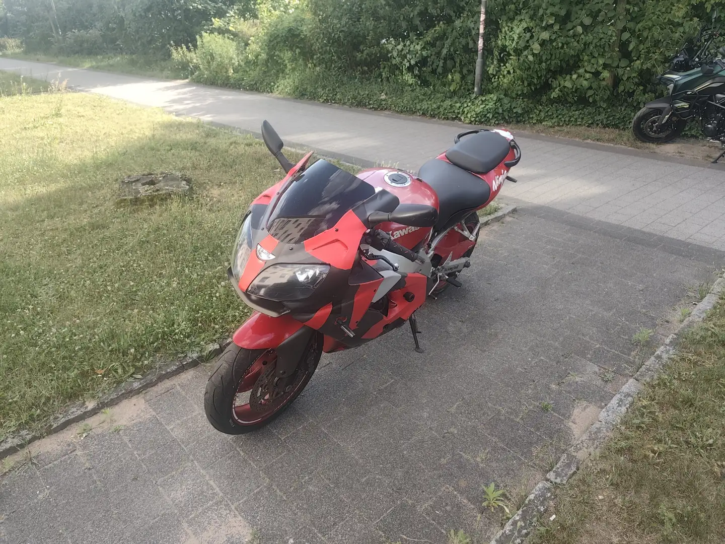 Kawasaki Ninja ZX-9R Rot - 1