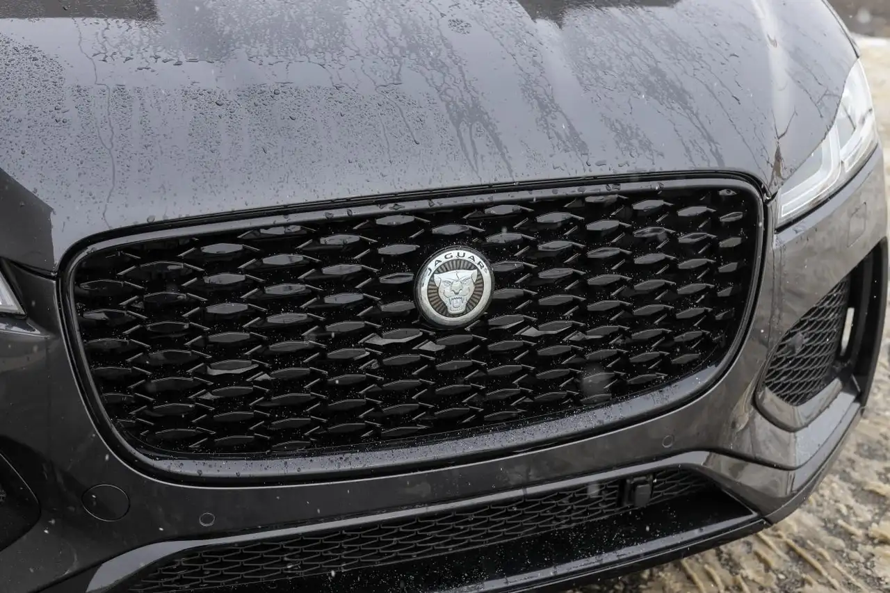 Jaguar F-Pace снимка Jaguar F-Pace