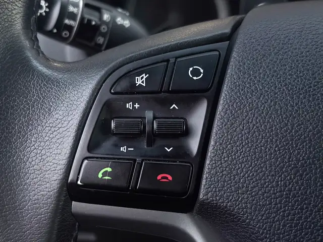 Hyundai Tucson view 25