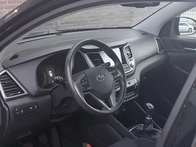 Hyundai Tucson view 15