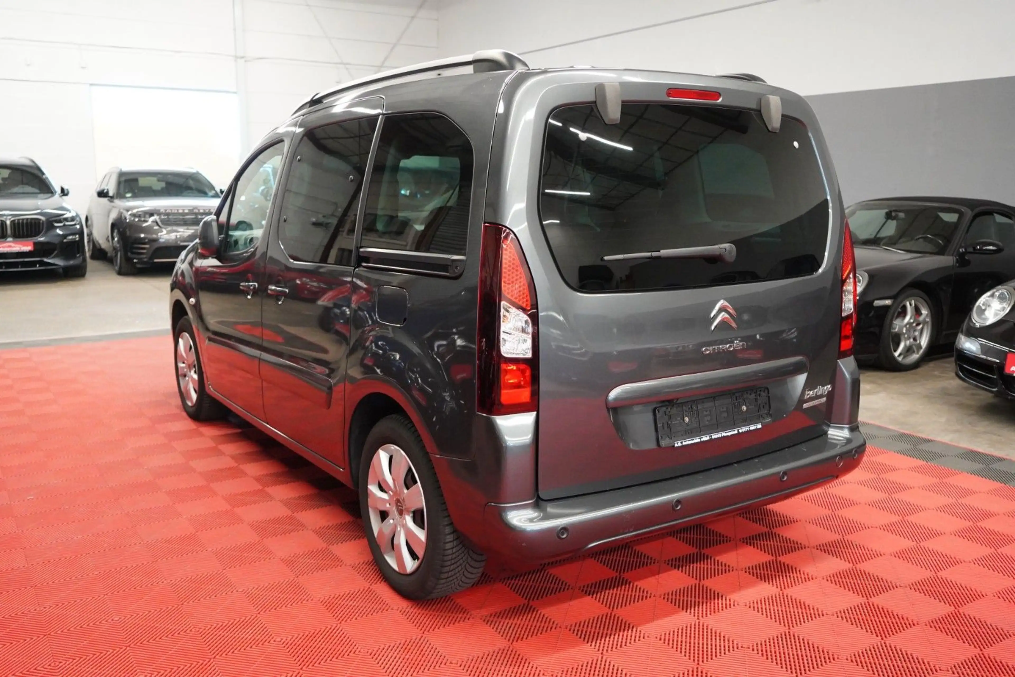 Citroen Berlingo 1.2 *2.Hand*Unfallfrei*Rückfahrk*Navi* — photo 9