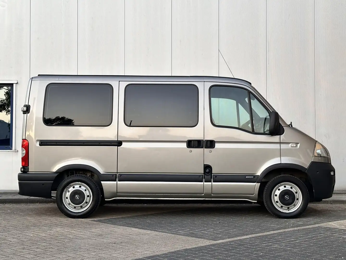 Opel Movano 2.5 CDTI L1H1 DC l Rolstoelbus l Rolstoellift l Au Grijs - 2