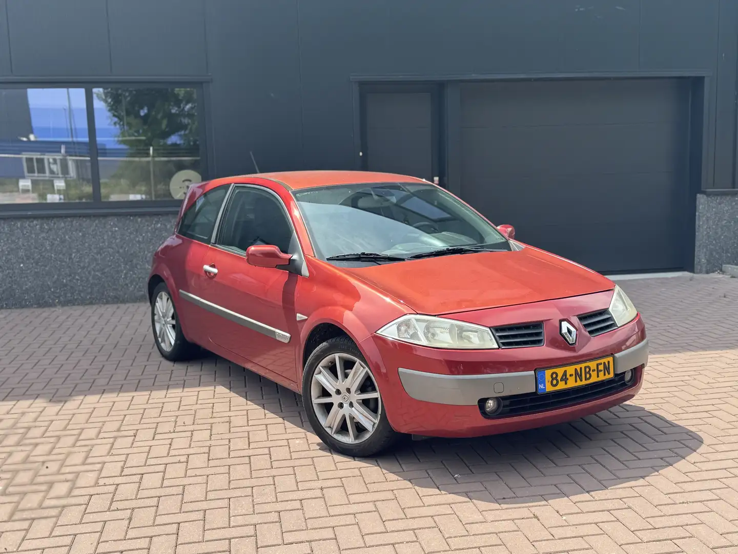 Renault Megane Coupe 2.0 Privilege - 1