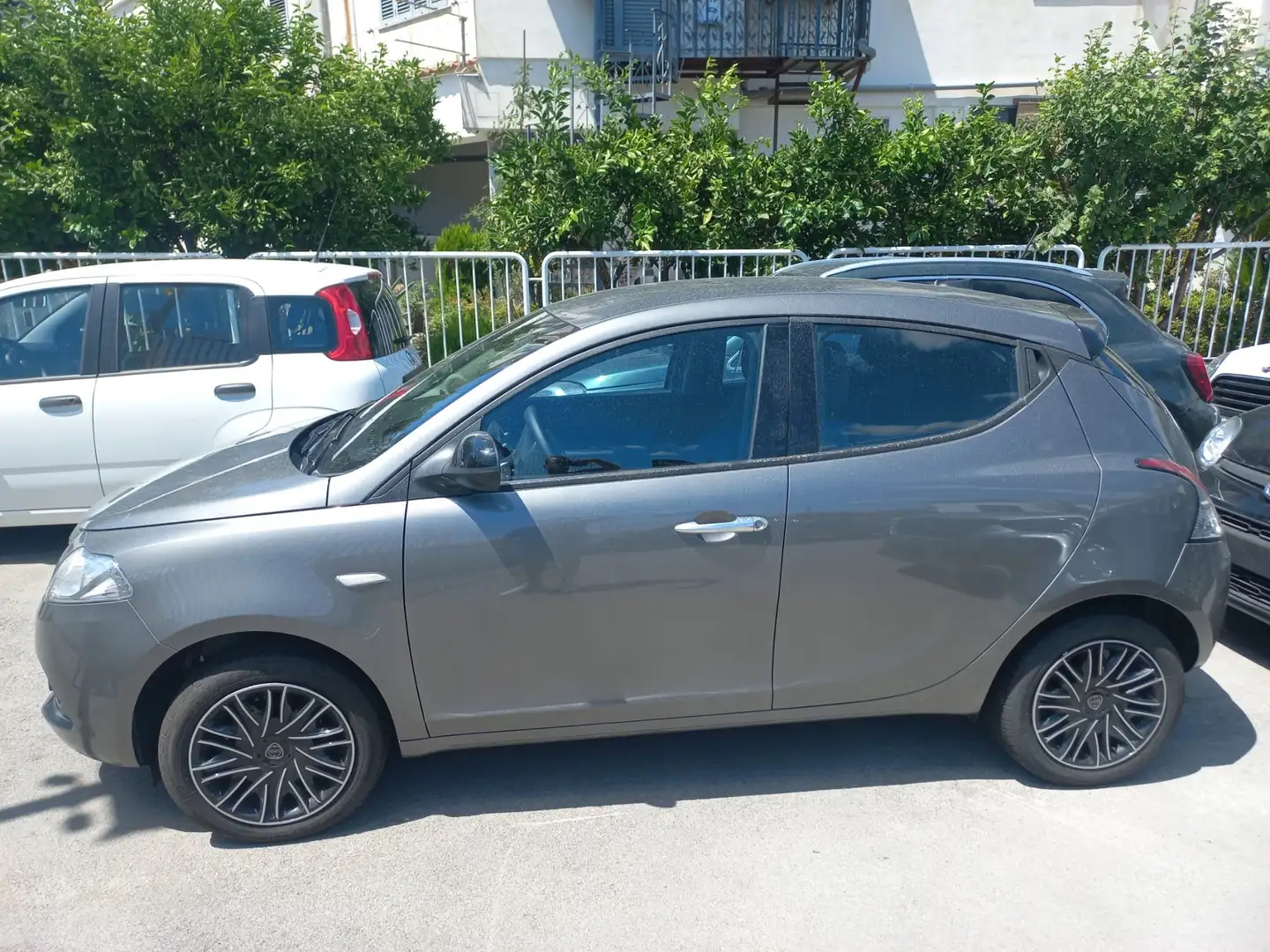 Lancia Ypsilon Ypsilon III 2021 1.0 firefly hybrid Gold Plus s - 2
