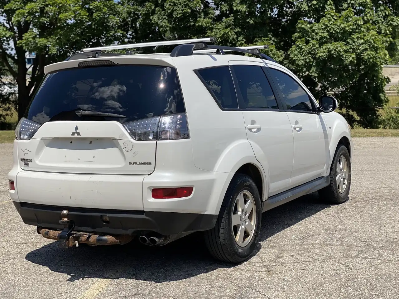 Mitsubishi Outlander снимка Mitsubishi Outlander