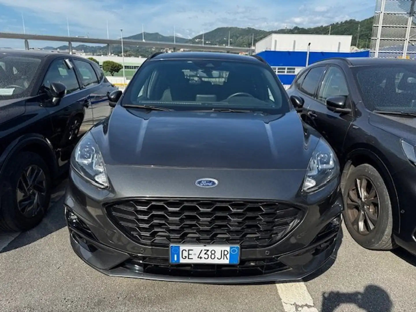 Ford Kuga 1.5 ecoboost ST-Line 2WD 150cv Grigio - 2