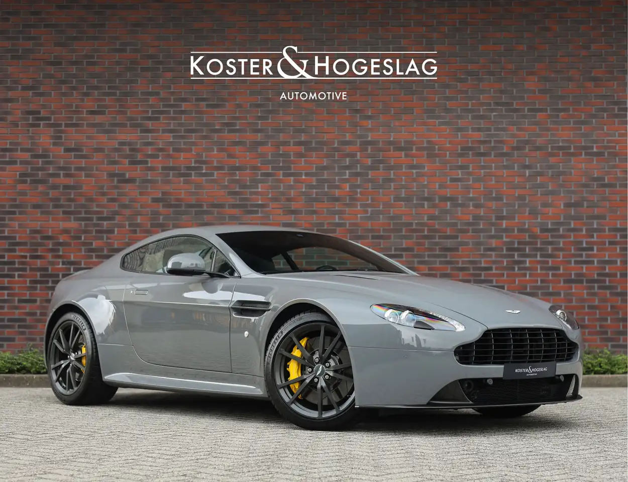 Aston Martin Vantage