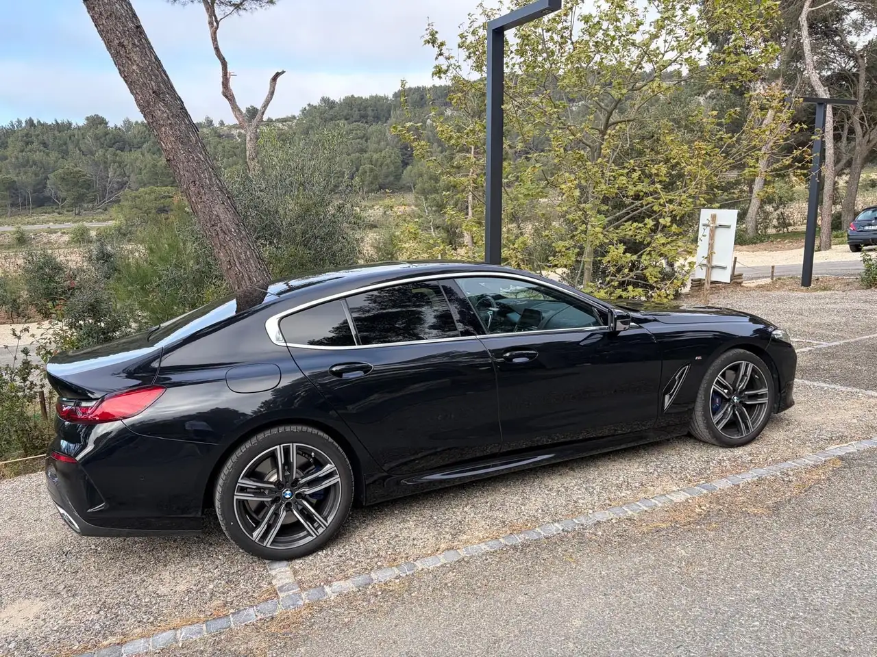 BMW 840