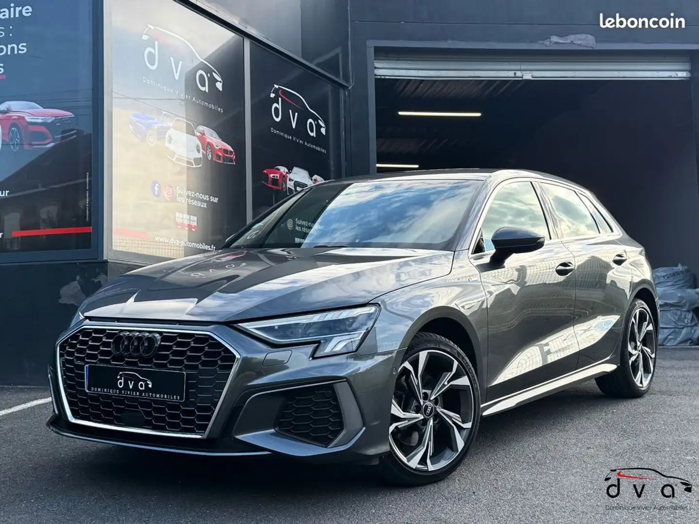 Audi A3 35 TDI 150 ch S Line Grau - 1