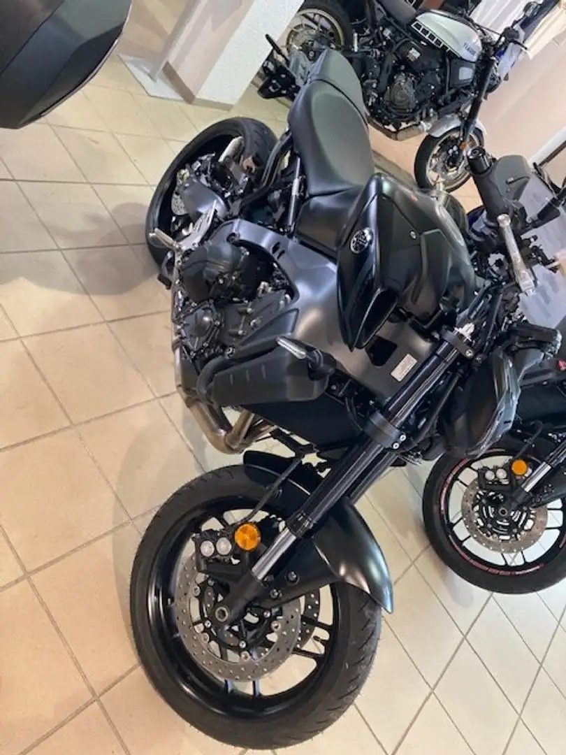 Yamaha MT-09 Modell 2023 Černá - 1
