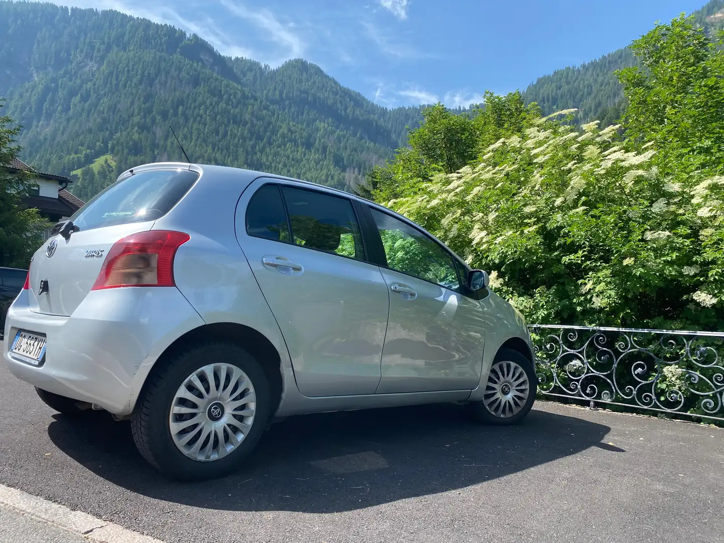 Toyota Yaris Yaris 2a 1.0 Sol Argento - 2