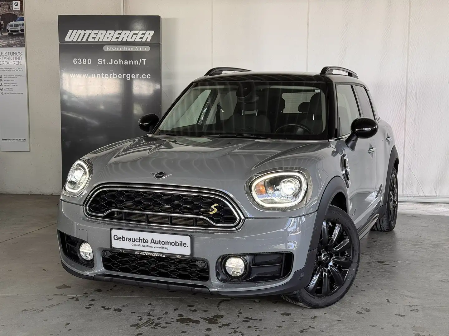 MINI Cooper SE Countryman Cooper S E ALL4 Countryma Grau - 1
