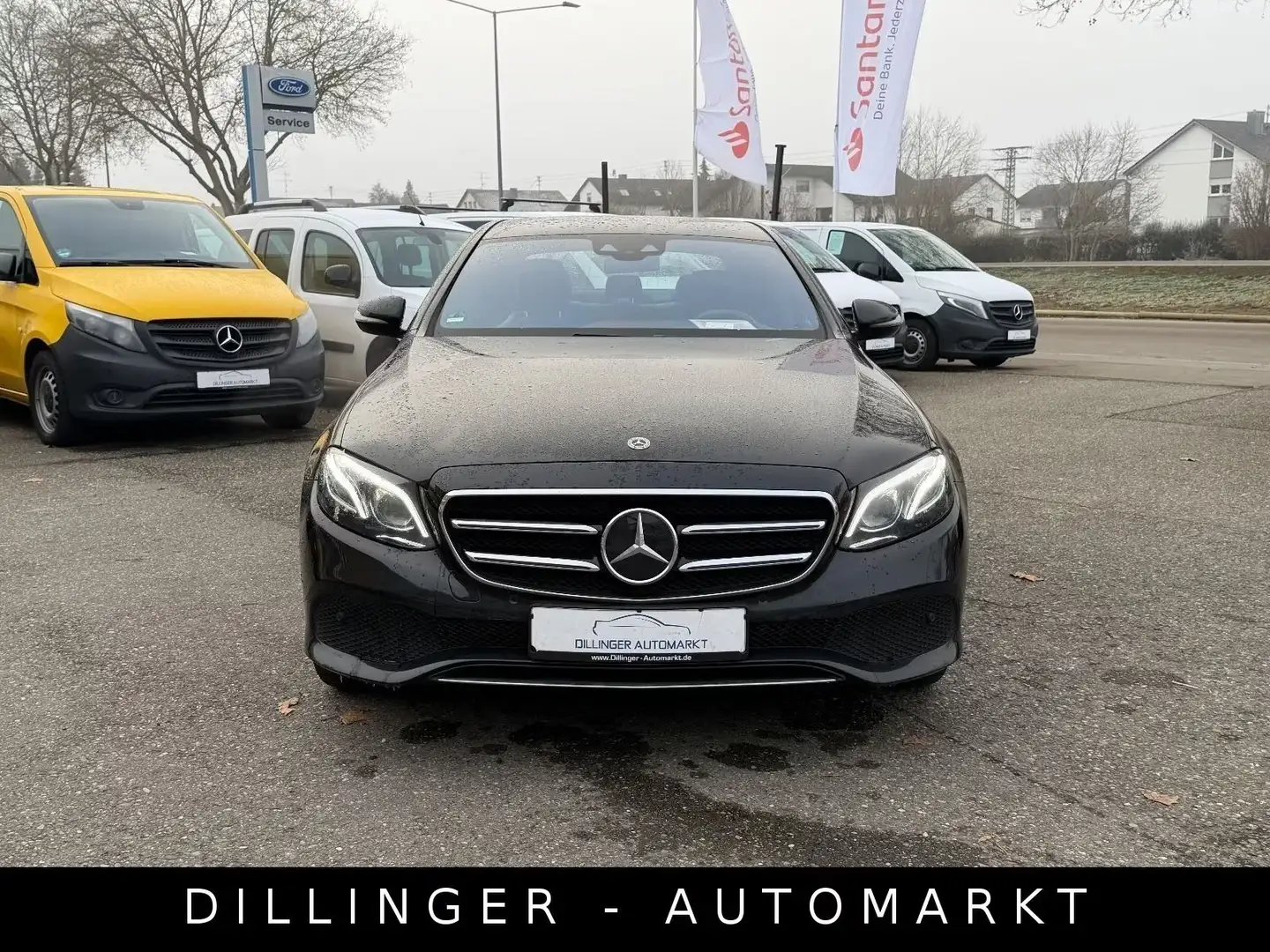 Mercedes-Benz E 300 de Lim. Widescreen Memory Burmester LenkAss Noir - 2