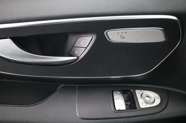 Mercedes-Benz Vito 116 CDI Kombi 4x4 Select Lang 8-Sitze AHK 2,5 Ansicht 17