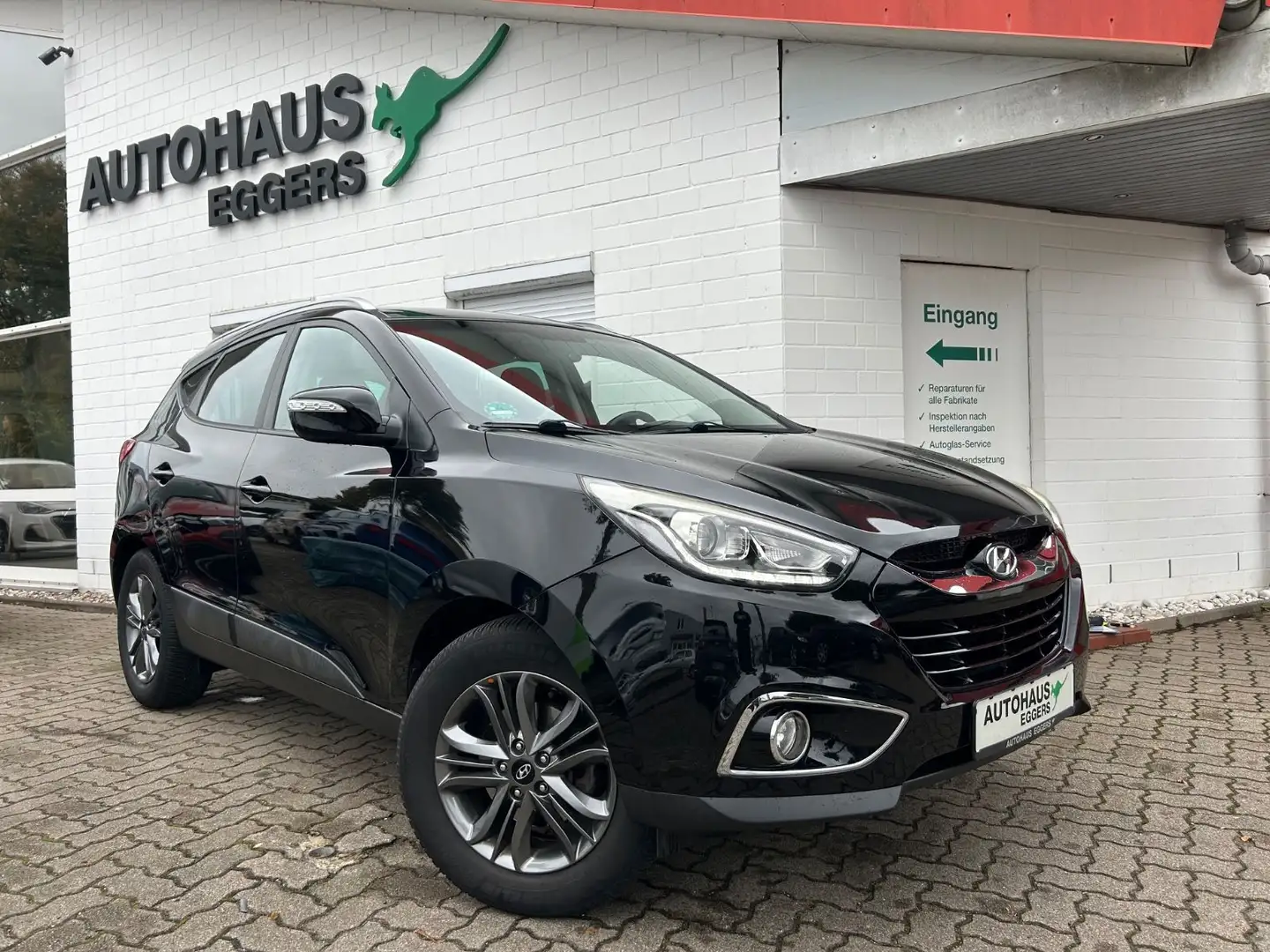Hyundai iX35 Style AWD/AHK/NAVI/SHZ/TEMP/KAM/LMF Schwarz - 1
