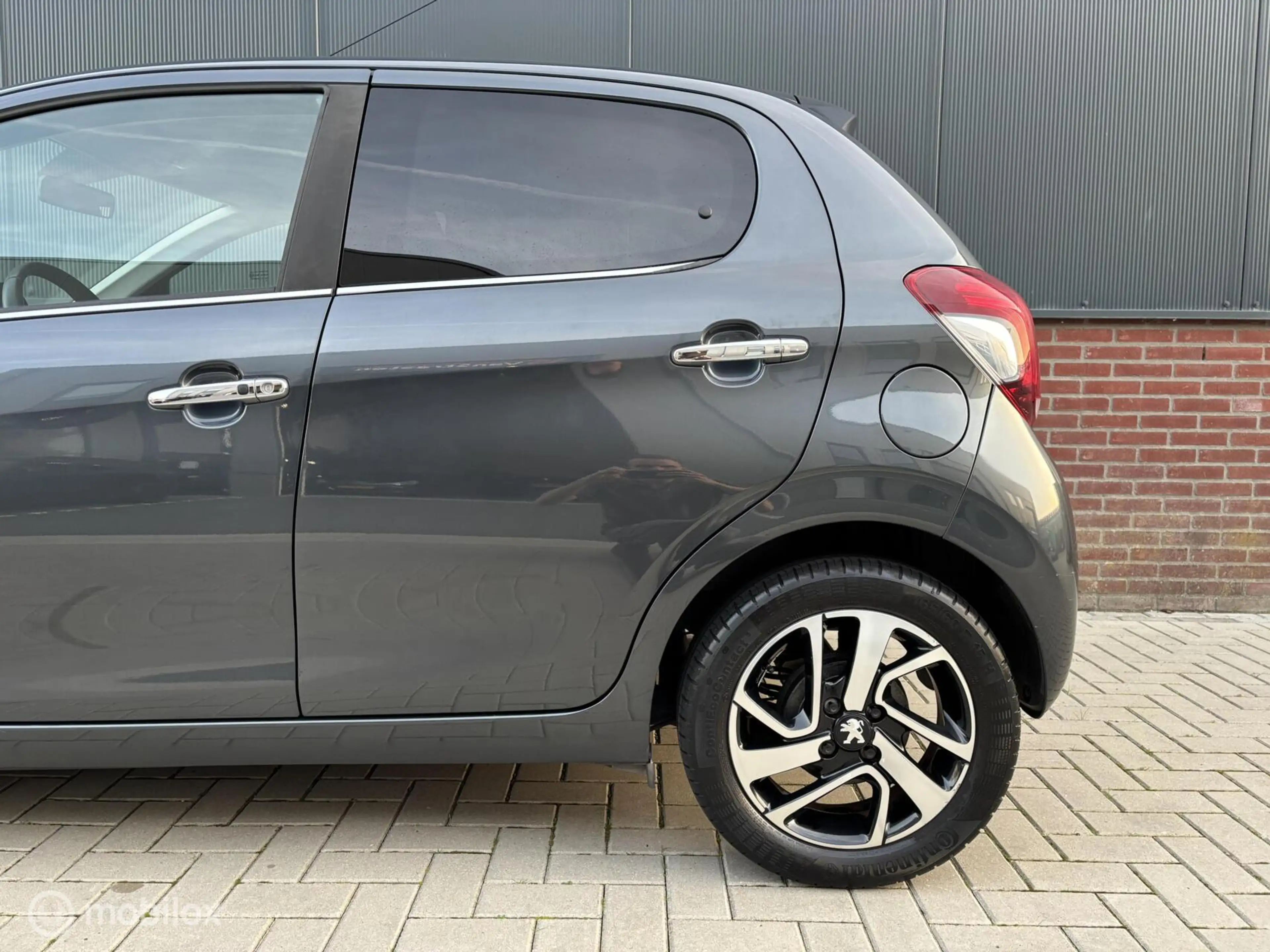 Peugeot 108 1.0 e-VTi Première | Camera | Keyless | Climate — photo 6