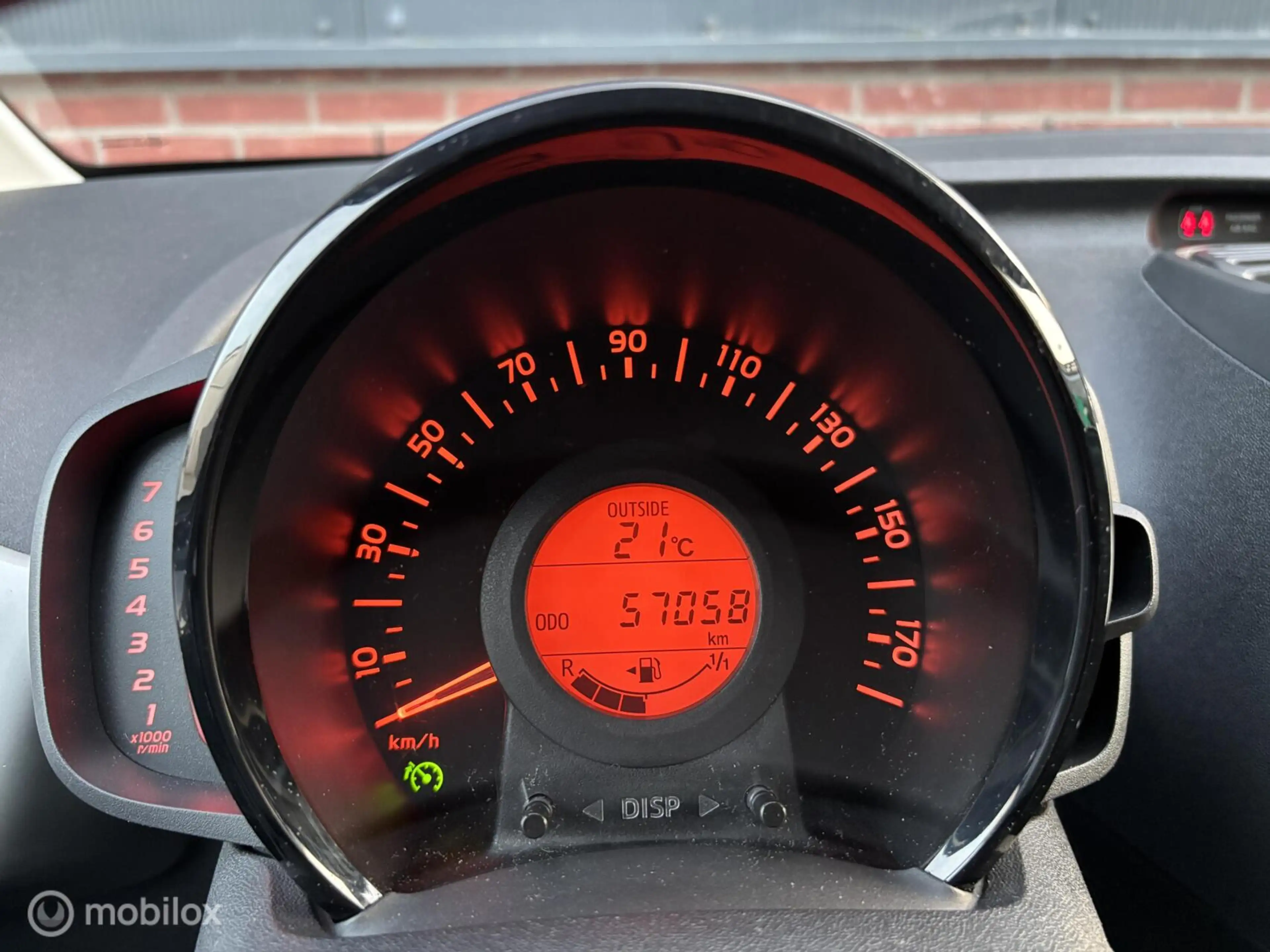 Peugeot 108 1.0 e-VTi Première | Camera | Keyless | Climate — photo 23