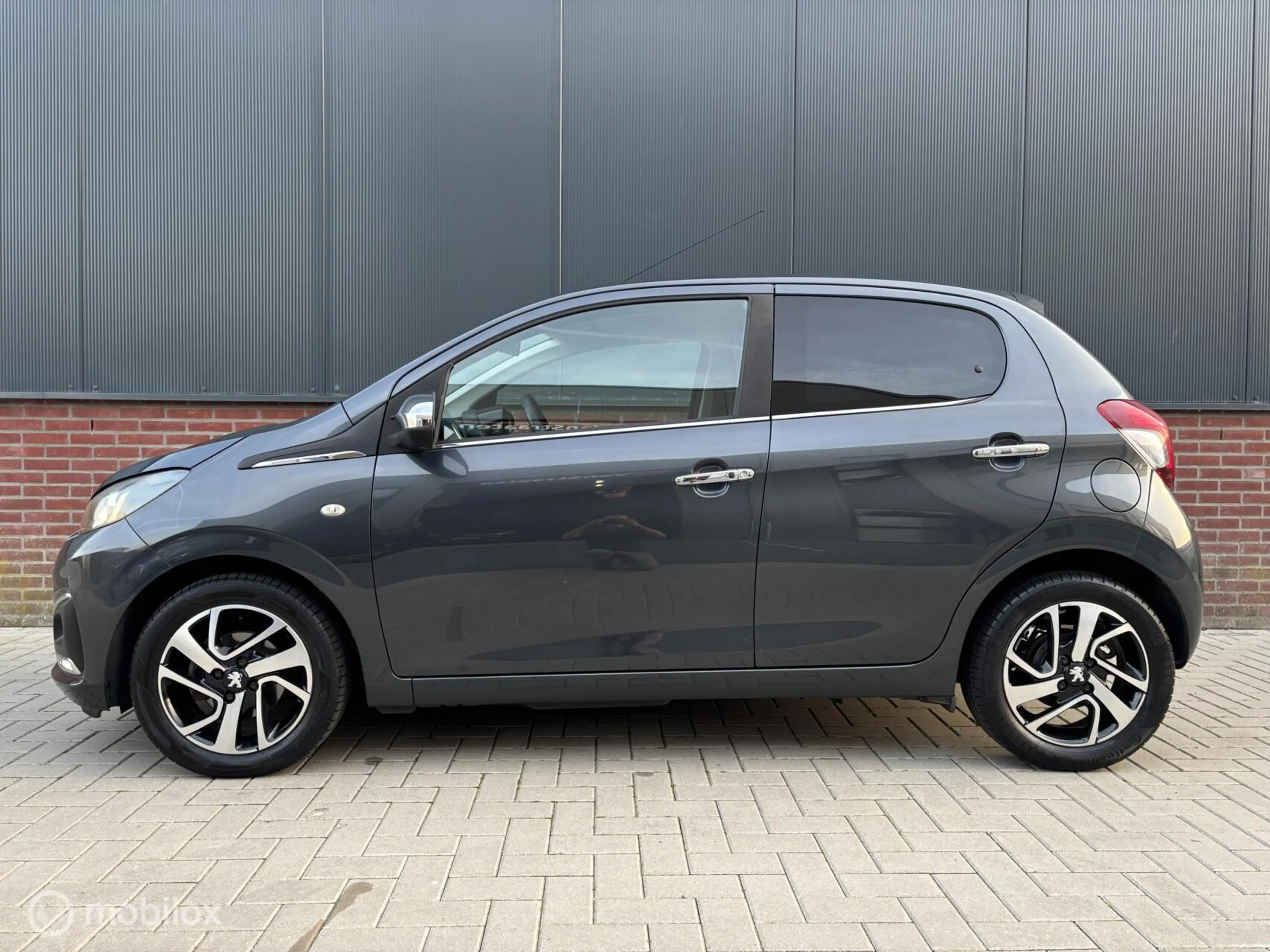 Peugeot 108 1.0 e-VTi Première | Camera | Keyless | Climate — photo 4