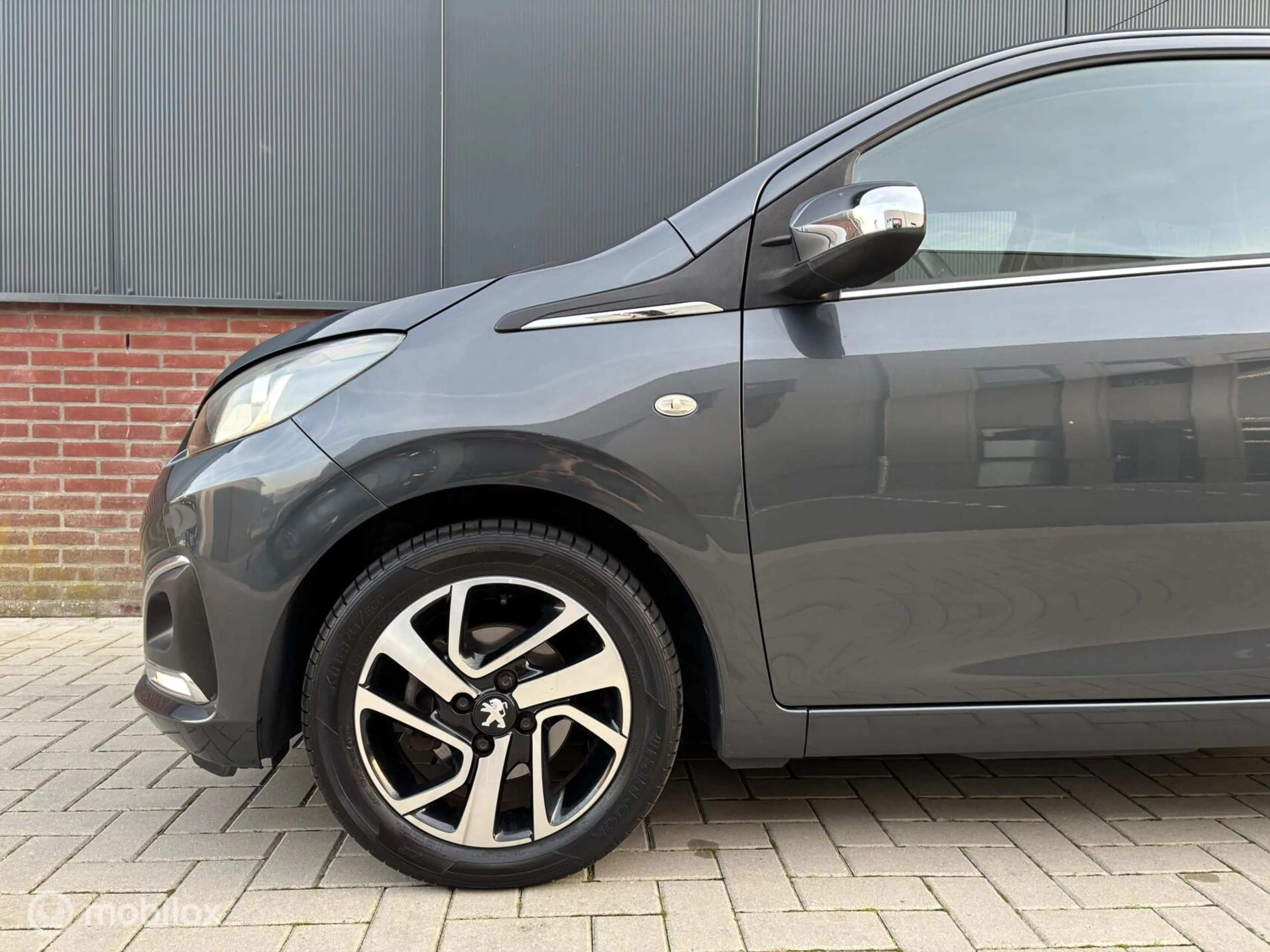 Peugeot 108 1.0 e-VTi Première | Camera | Keyless | Climate — photo 5