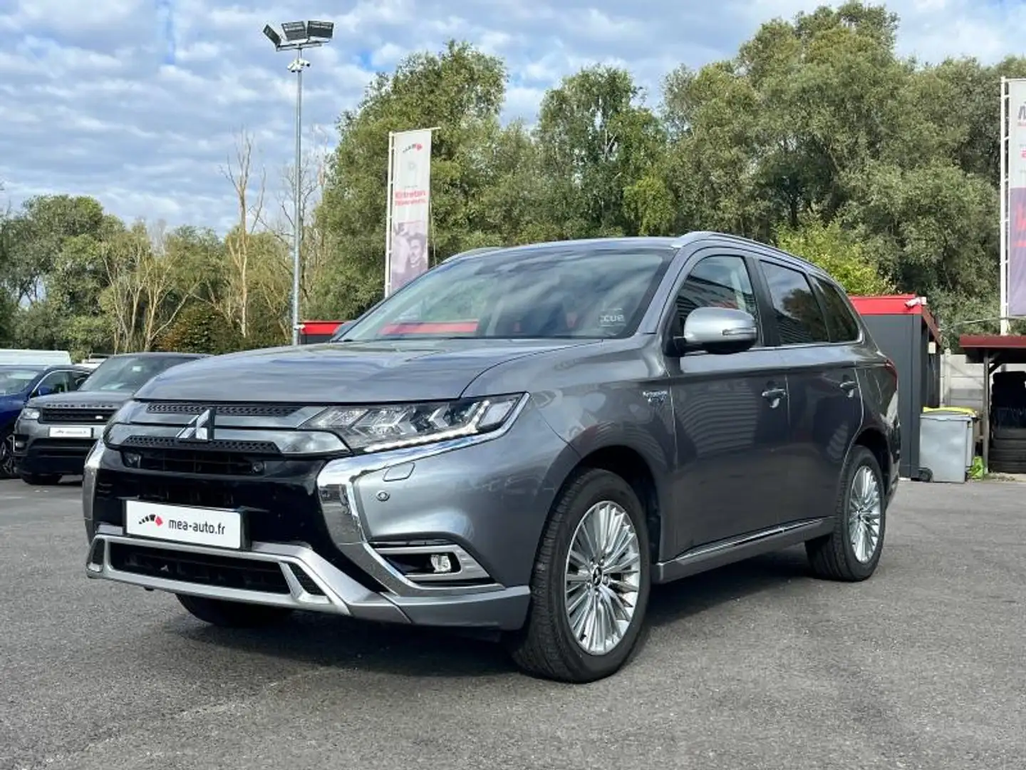 Mitsubishi Outlander PHEV Twin Motor Intense 4WD Euro6d-T EVAP 5cv Gris - 2