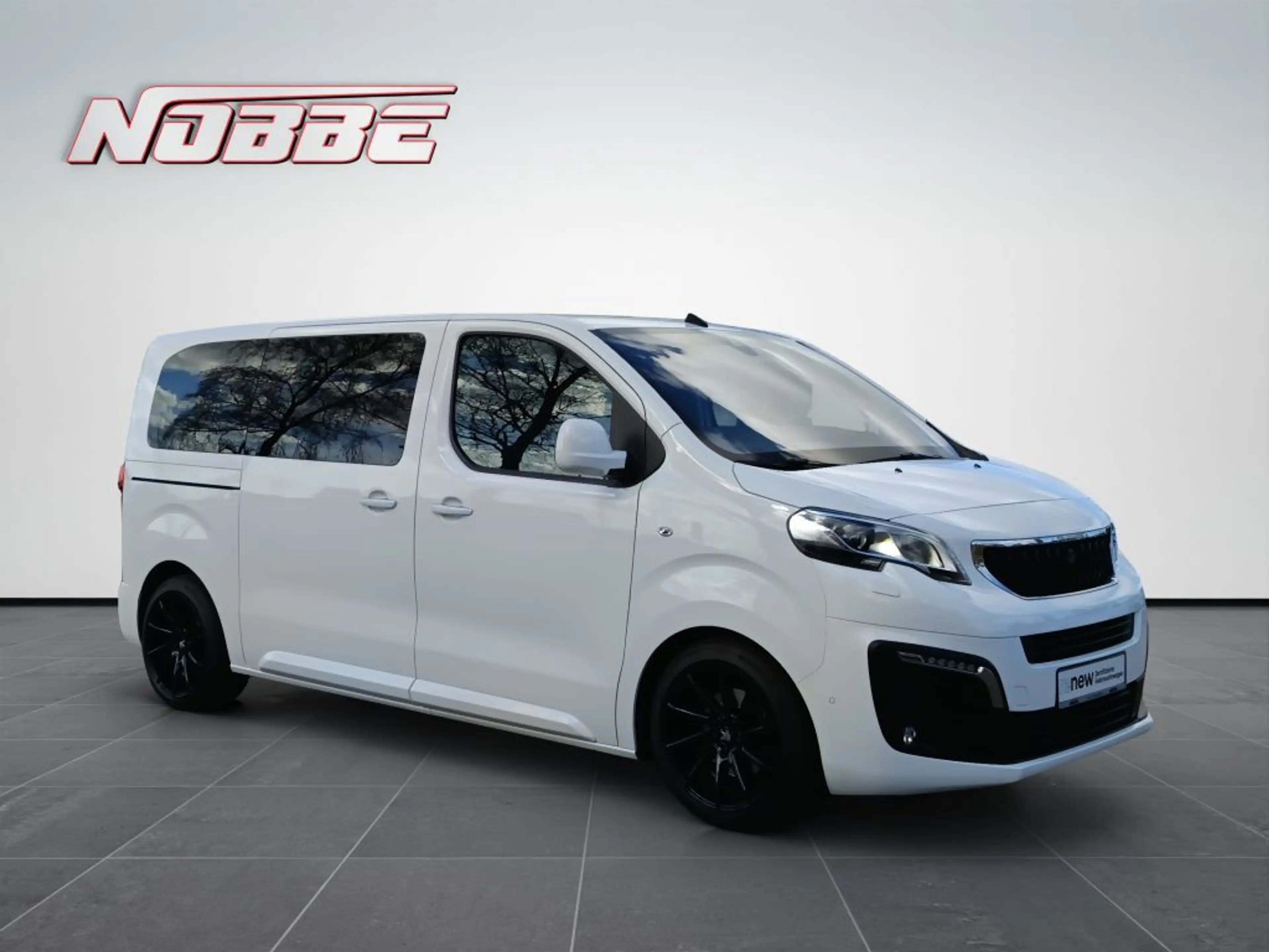 Peugeot Traveller L2 2.0 BlueHDi 180 EAT8 Business VIP — photo 7