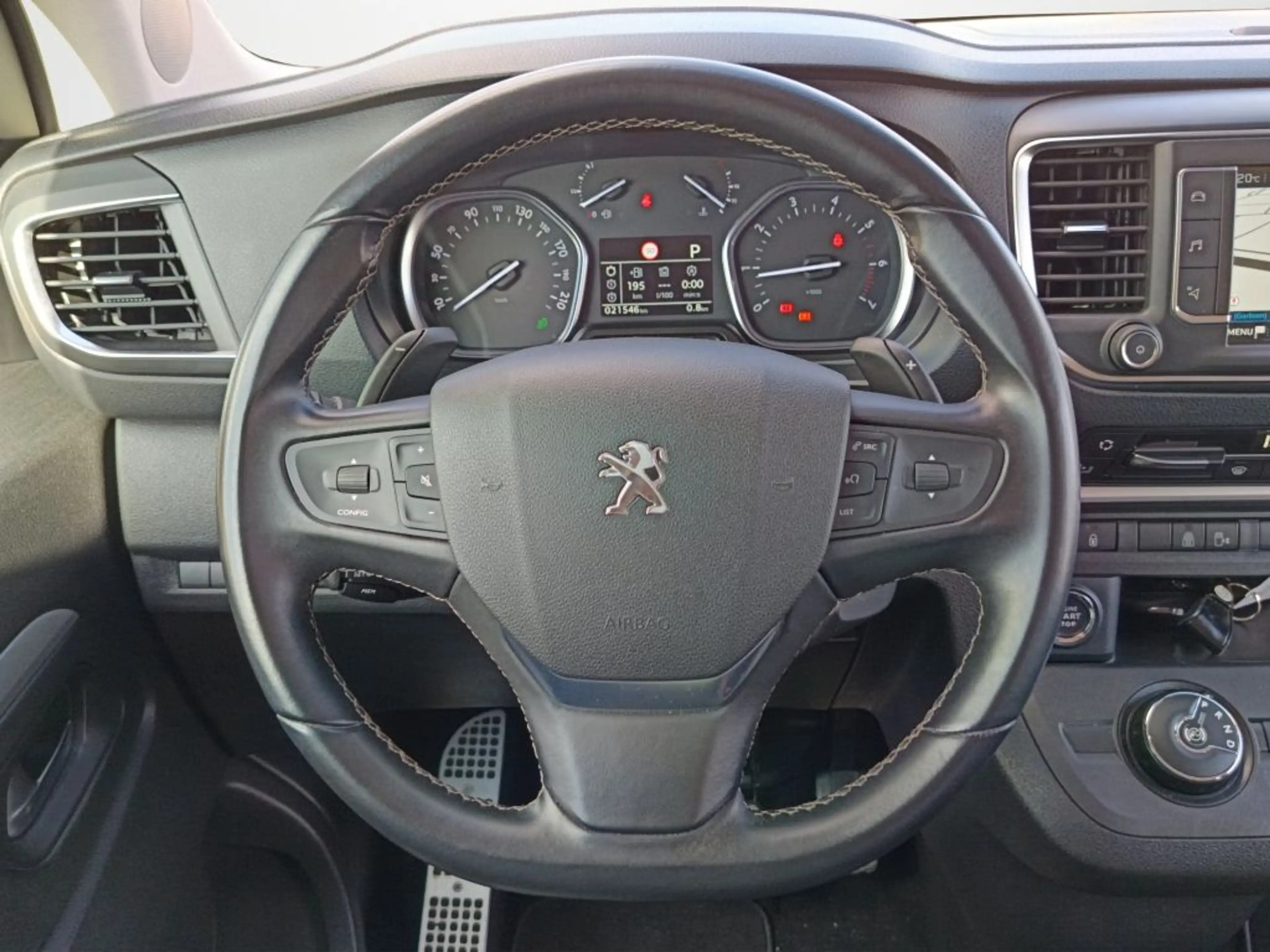 Peugeot Traveller L2 2.0 BlueHDi 180 EAT8 Business VIP — photo 11