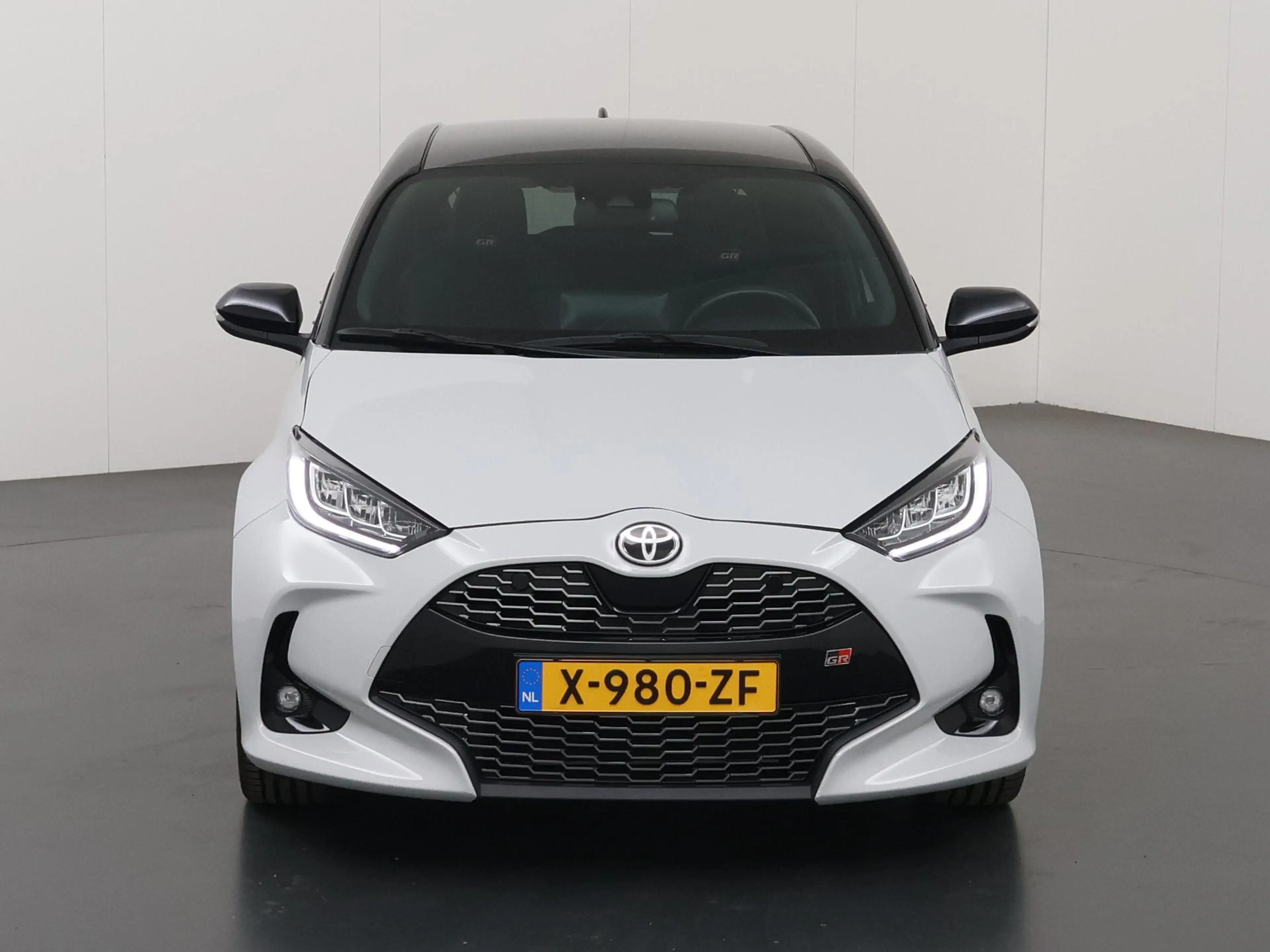 Toyota Yaris 1.5 Hybrid GR Sport | Panoramadak | Navigatie | HU — photo 3