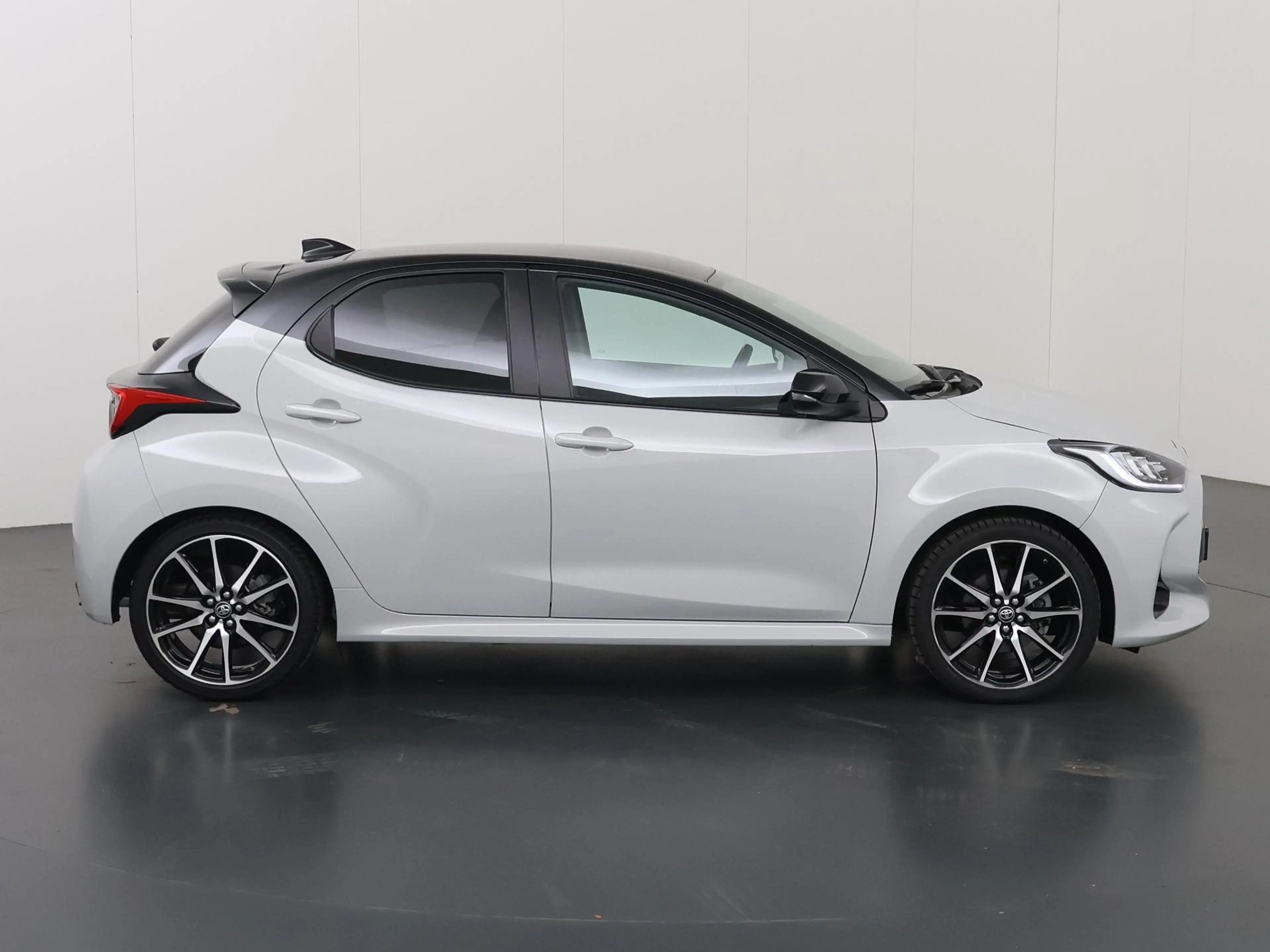 Toyota Yaris 1.5 Hybrid GR Sport | Panoramadak | Navigatie | HU — photo 6