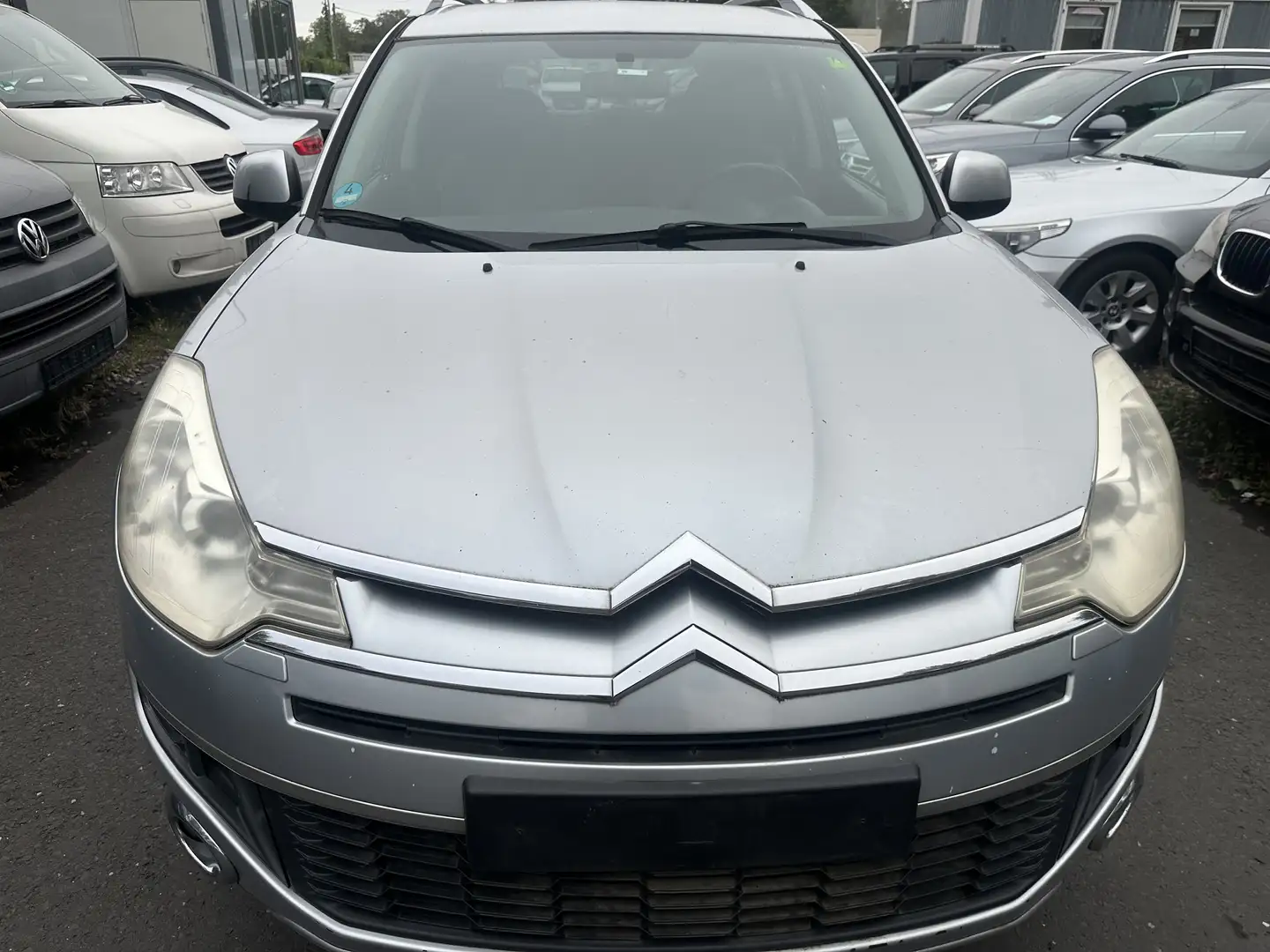 Citroen C-Crosser 2.0 HDI 4x4  7 PLÄTZE KLIMA LEDER NAVI XENON Grau - 2