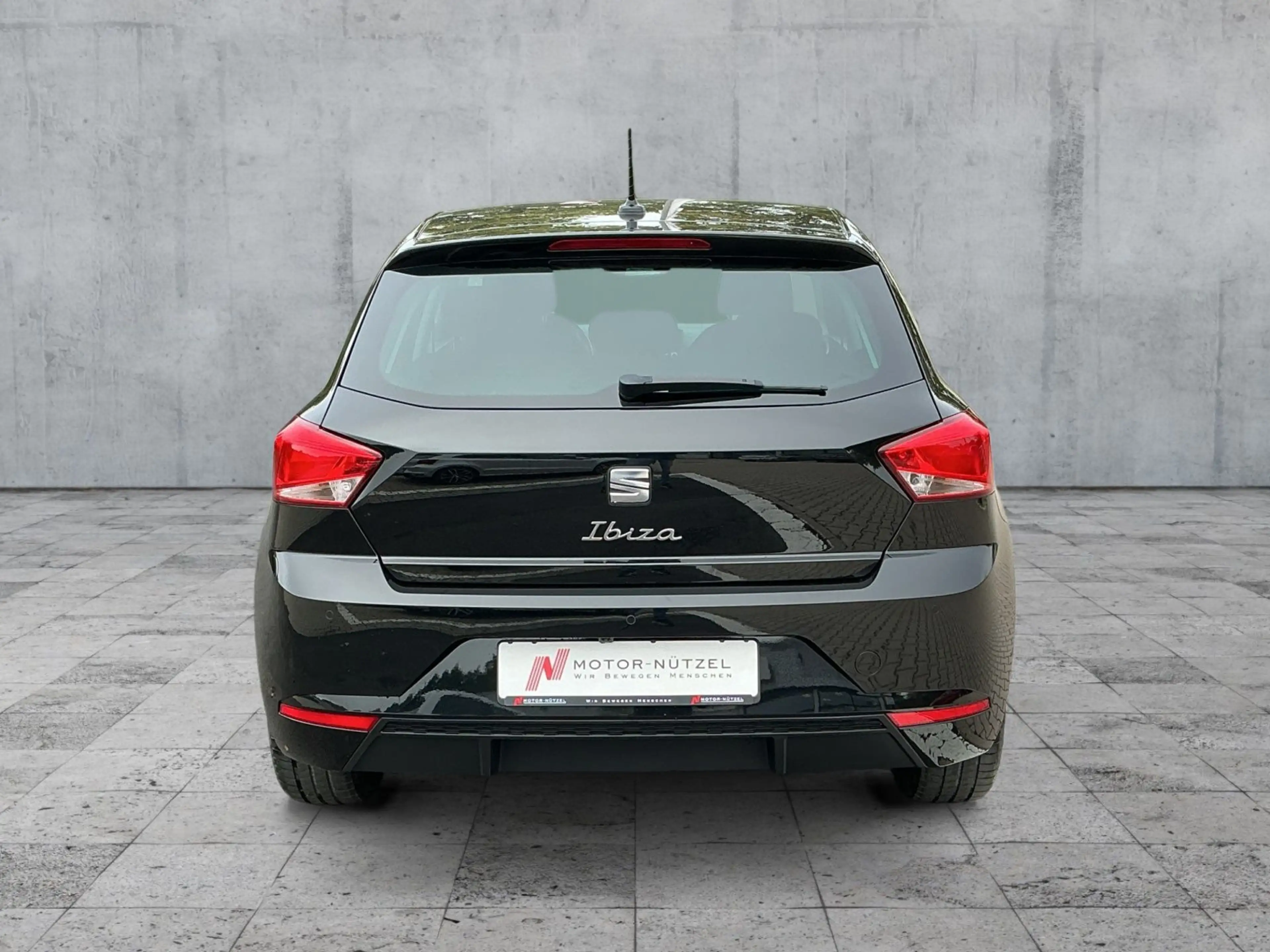 SEAT Ibiza 1.0 TSI DSG STYLE LED+RFK+ACC+SHZ+16"LM — photo 5
