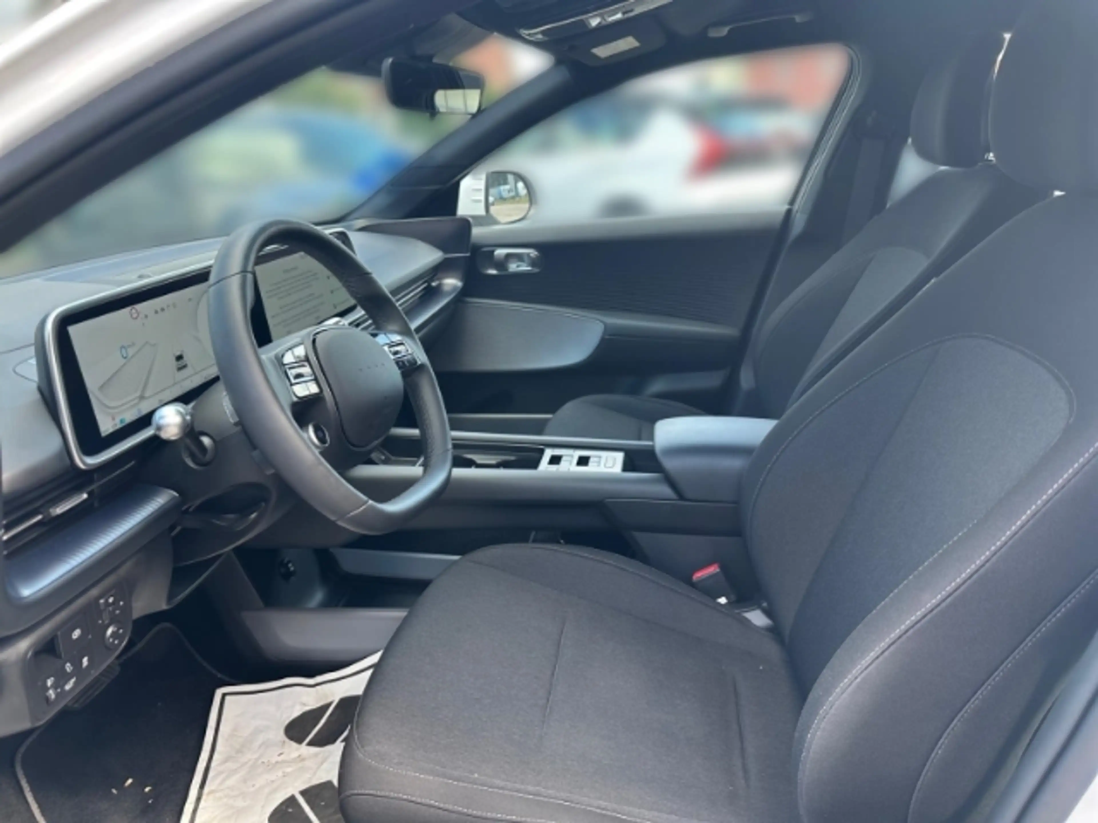 Hyundai IONIQ 6 Basis Elektro Navi Digitales Cockpit LED ACC El. H — photo 7