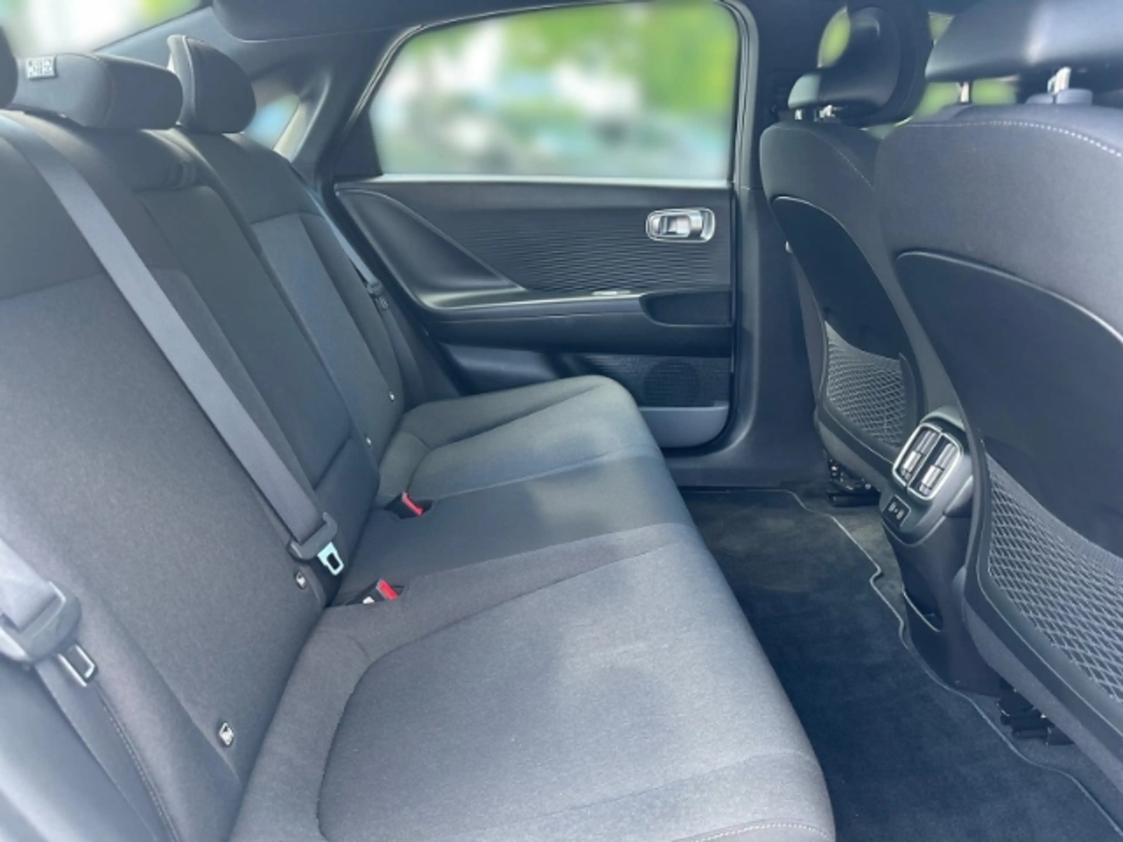 Hyundai IONIQ 6 Basis Elektro Navi Digitales Cockpit LED ACC El. H — photo 13