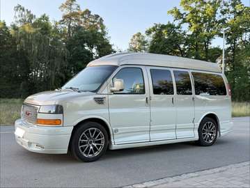 GMC Savana Explorer Limited SE