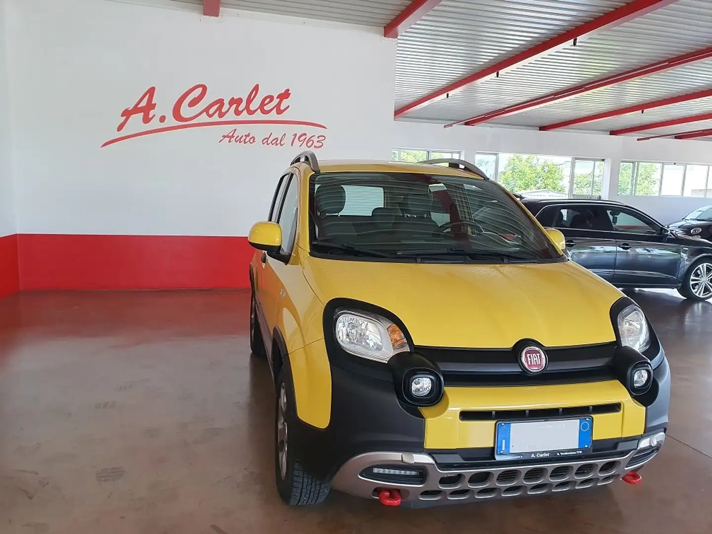 Fiat Panda Panda 0.9 t.air turbo Cross 4x4 90cv Jaune - 2