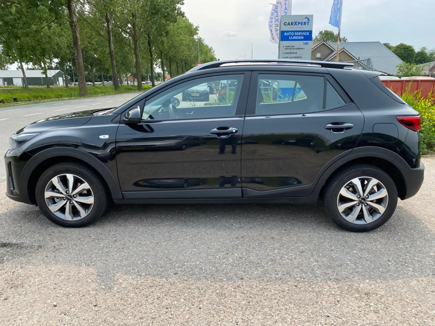 Kia Stonic 1.0 T-GDi MHEV DynamicLine Noir - 2