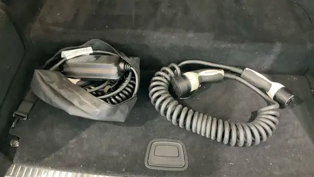 Mercedes-Benz C-Class view 16