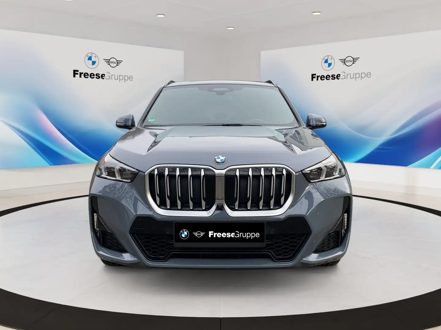 BMW X1 xDrive23i 360° HEAD-UP PANO RFK HIFI XDRIVE Grau - 2