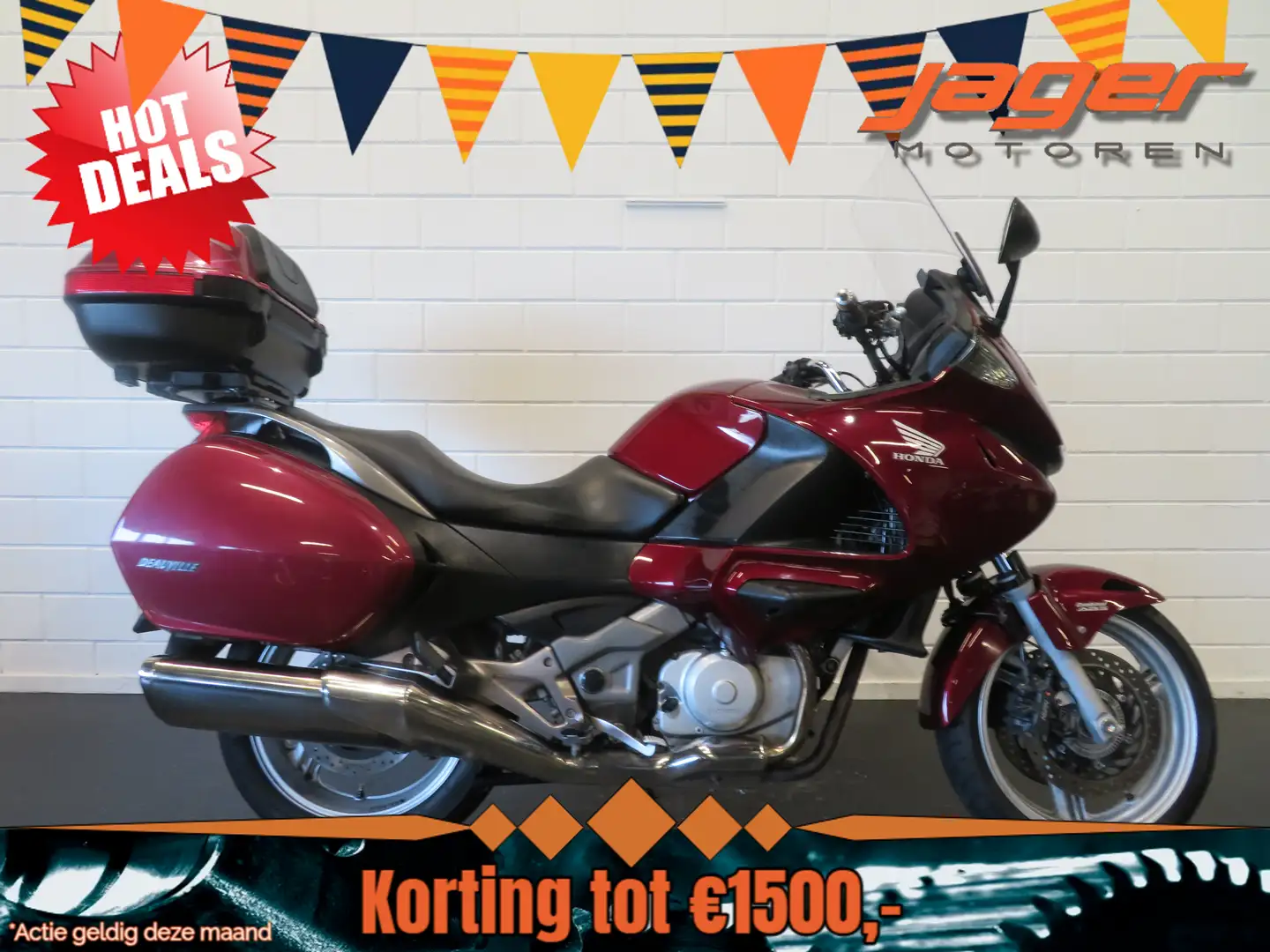 Honda NT 700 V DEAUVILLE SUPER STRAK! Rood - 1