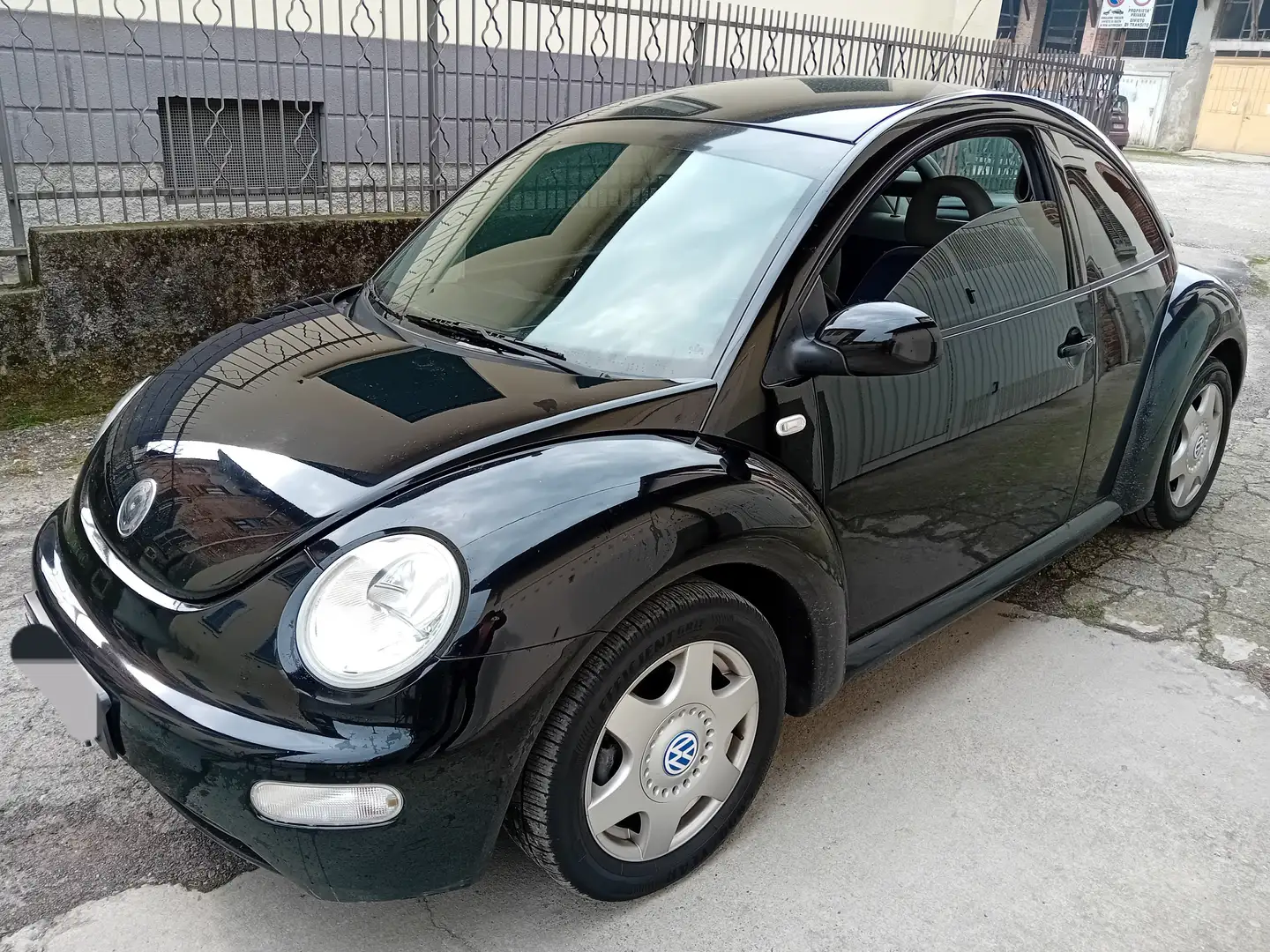 Volkswagen New Beetle 1.9 tdi Solo Telefonate km 156mila 1° MANO Nero - 1