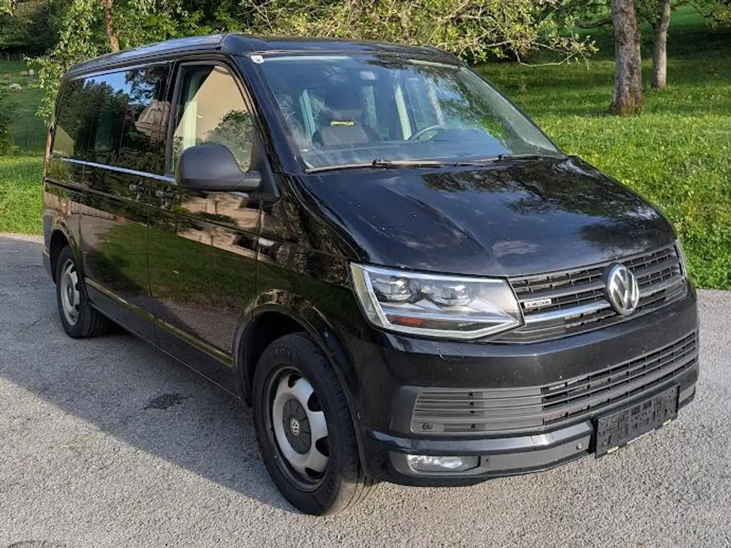 Volkswagen T6 California California Beach 2,0 TDI 4Motion BMT DSG Beach Schwarz - 2