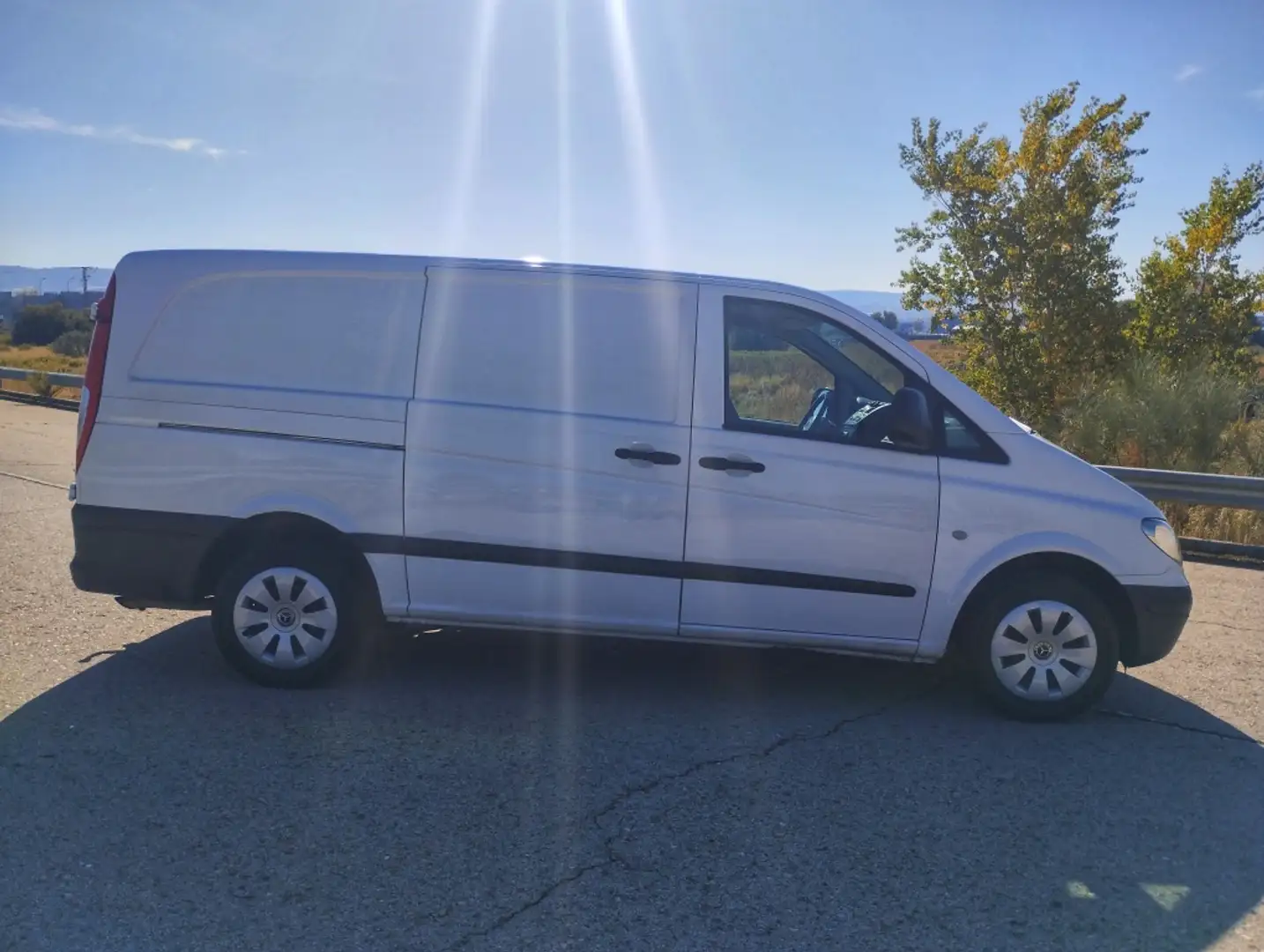 Mercedes-Benz Vito 109CDI L Larga 95 Blanc - 2