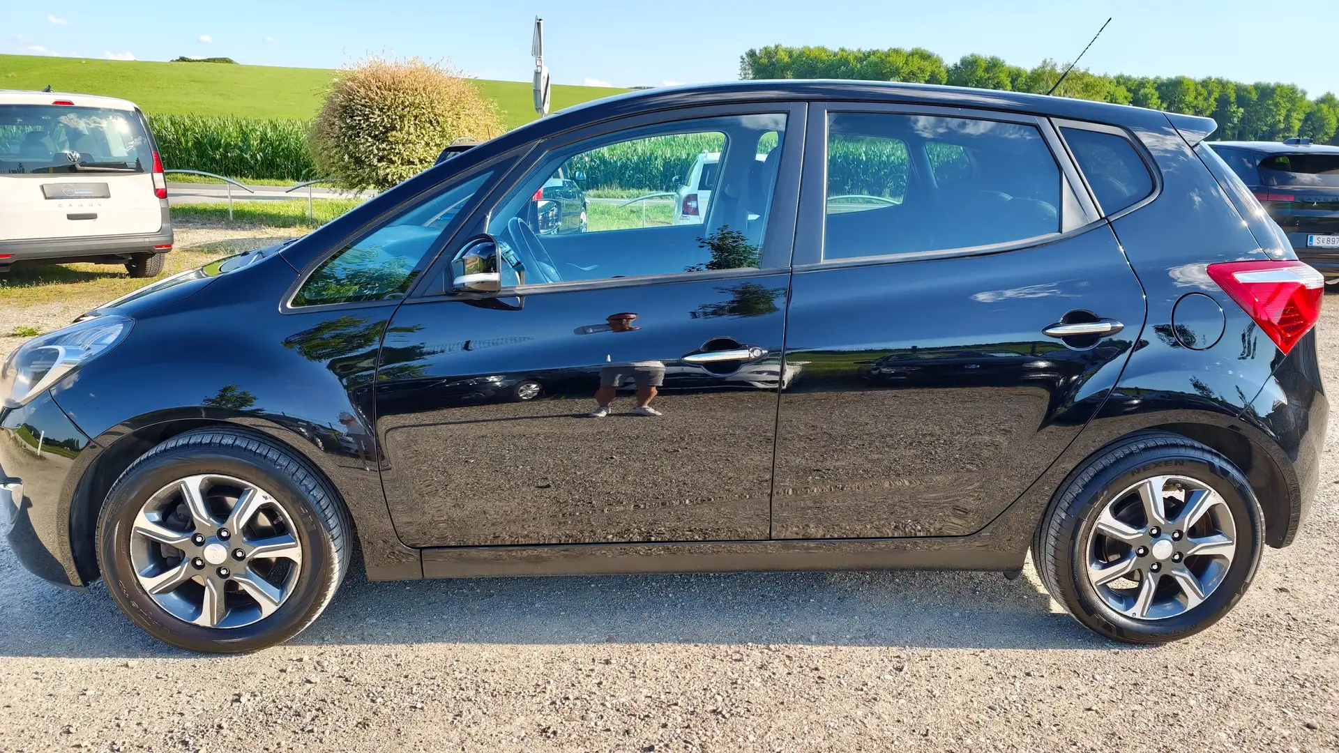 Hyundai iX20 Classic Schwarz - 2
